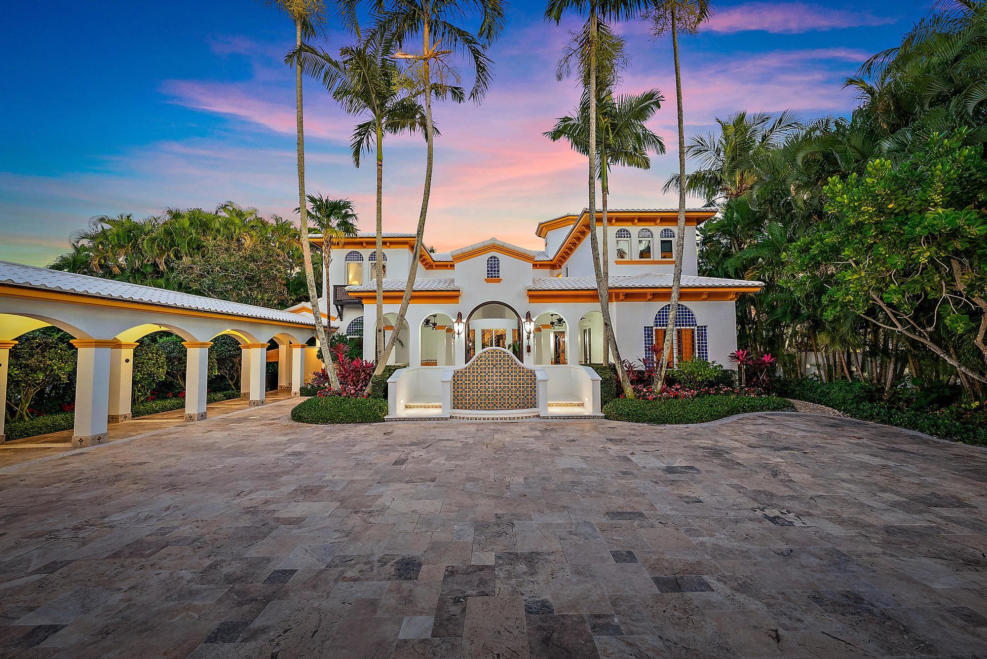 COMMODORES POCKET - Residential