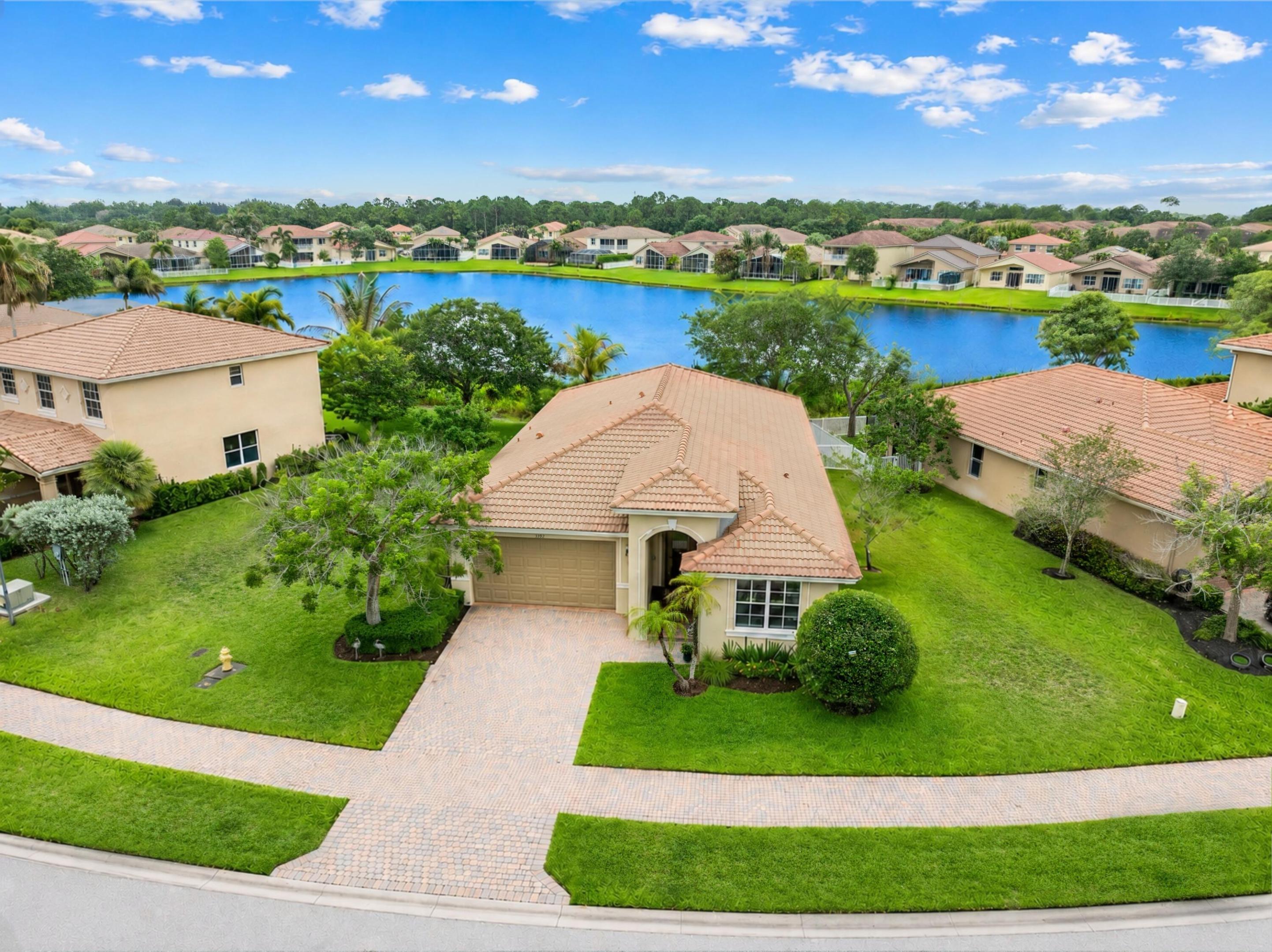 RIVER MARINA - Residential