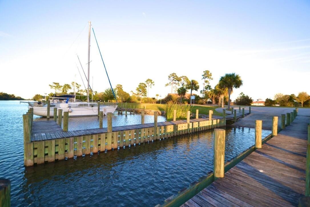 RIVER MARINA - Residential
