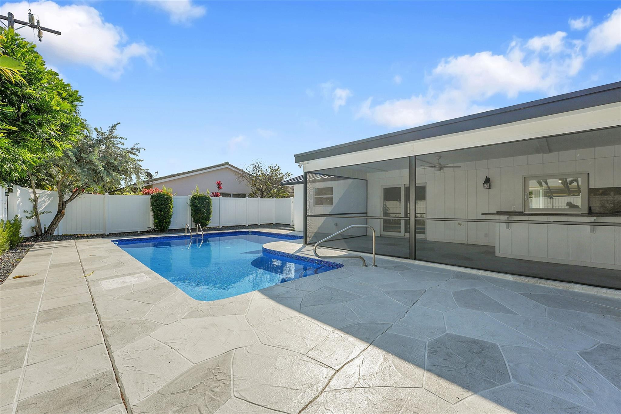 PALM BEACH ISLES 2 - Residential