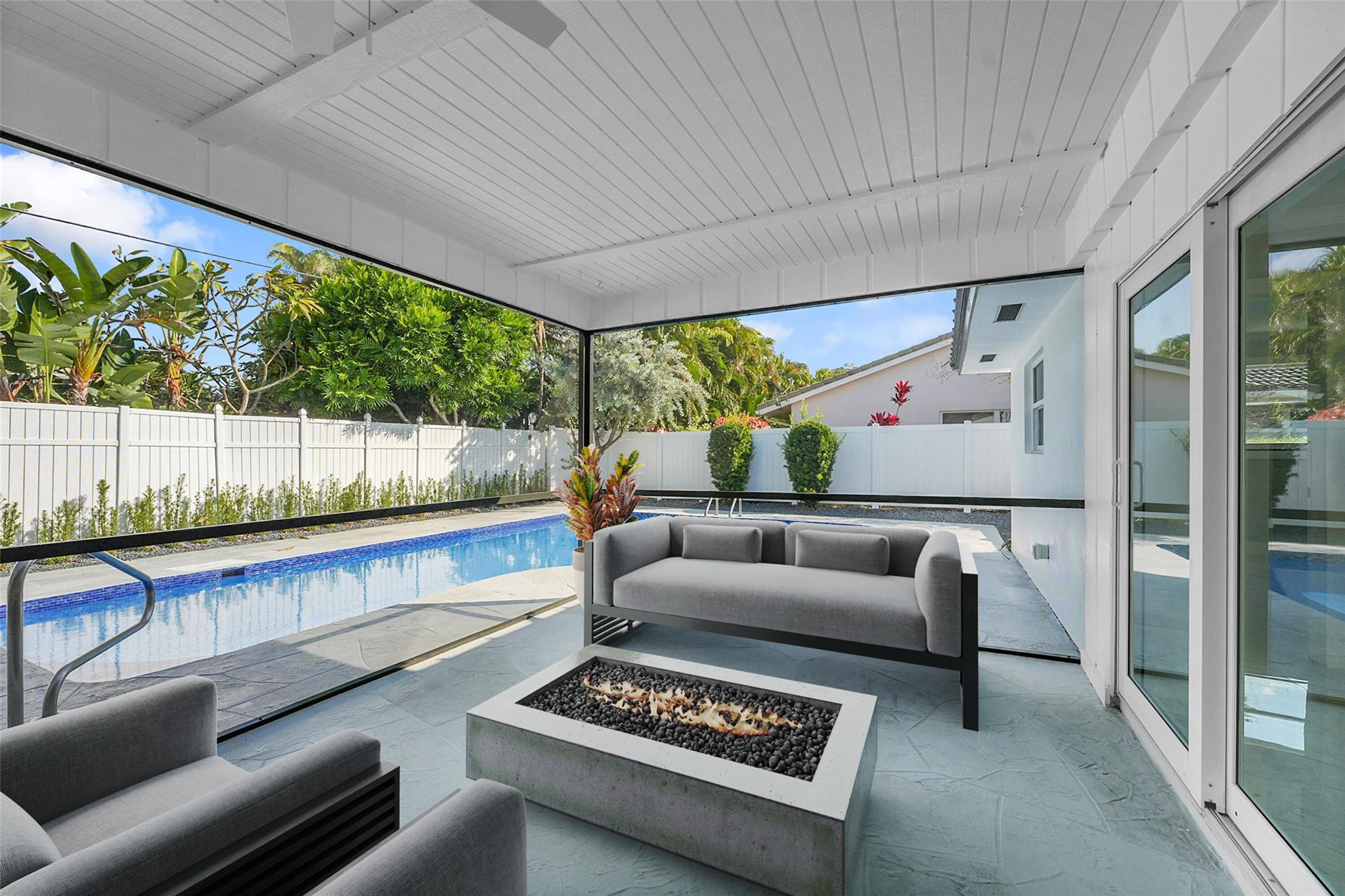 PALM BEACH ISLES 2 - Residential