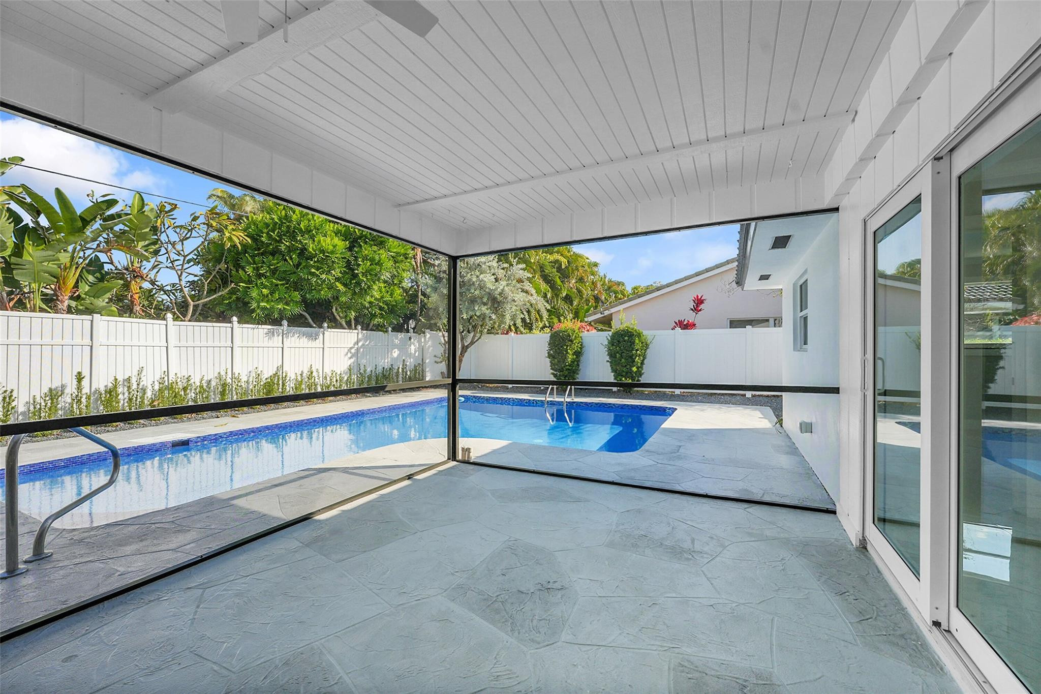 PALM BEACH ISLES 2 - Residential