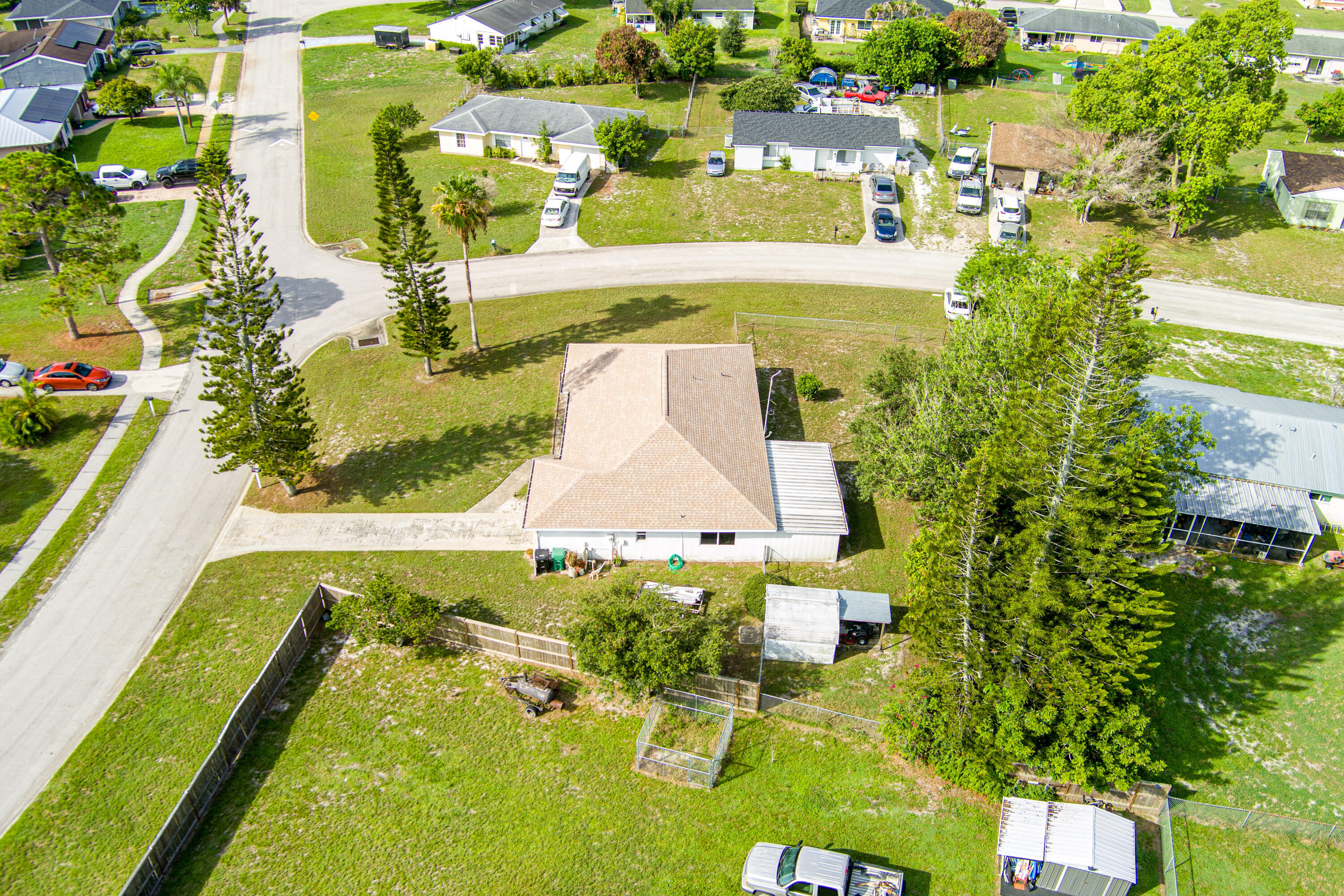 PORT ST LUCIE SECTION 42 1ST REPLAT - Residential