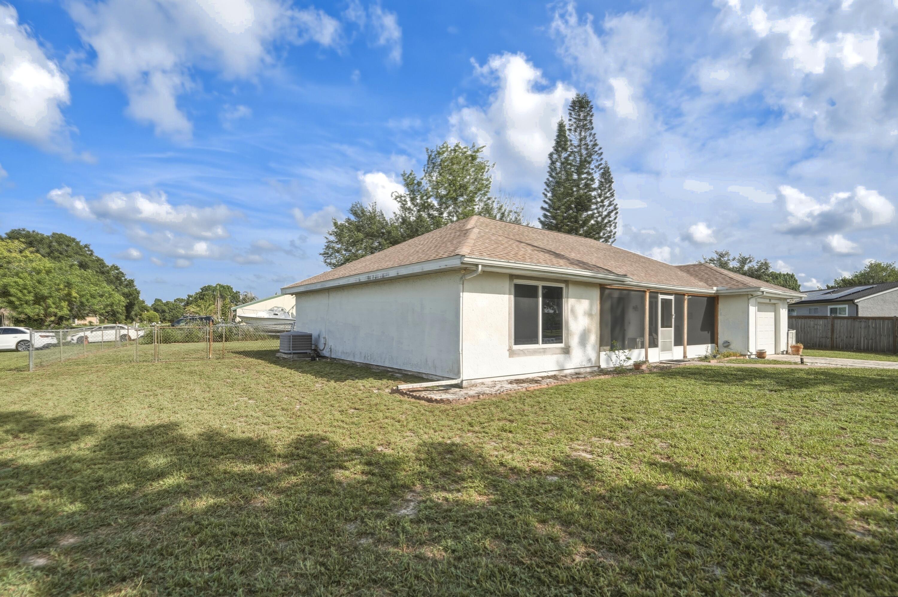 PORT ST LUCIE SECTION 42 1ST REPLAT - Residential
