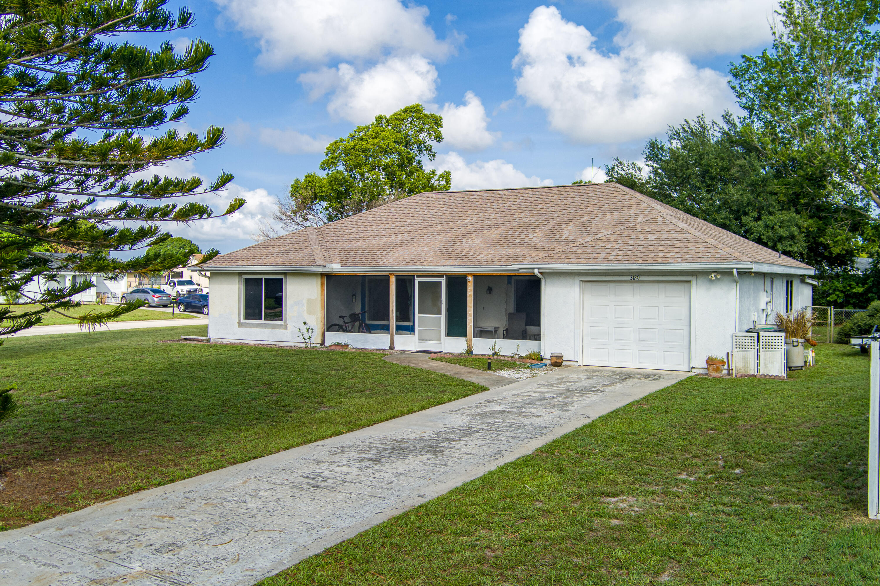 PORT ST LUCIE SECTION 42 1ST REPLAT - Residential