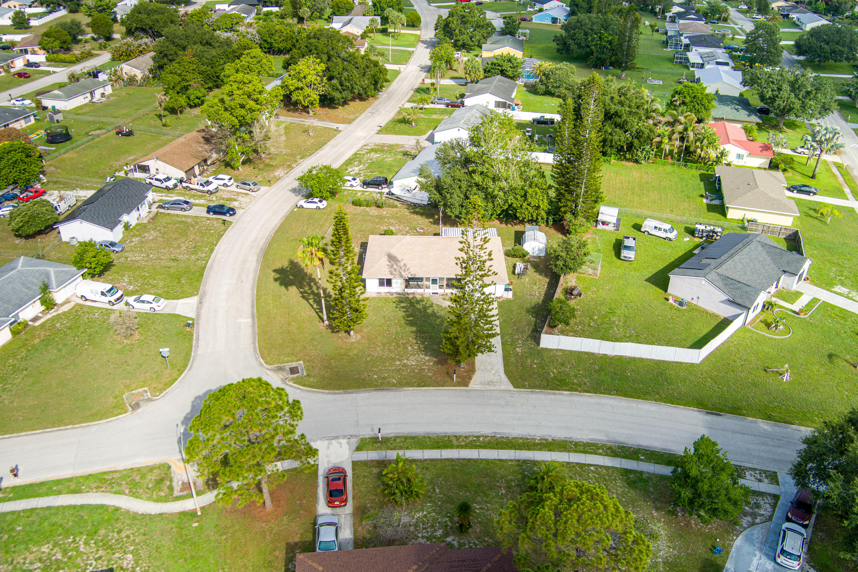 PORT ST LUCIE SECTION 42 1ST REPLAT - Residential
