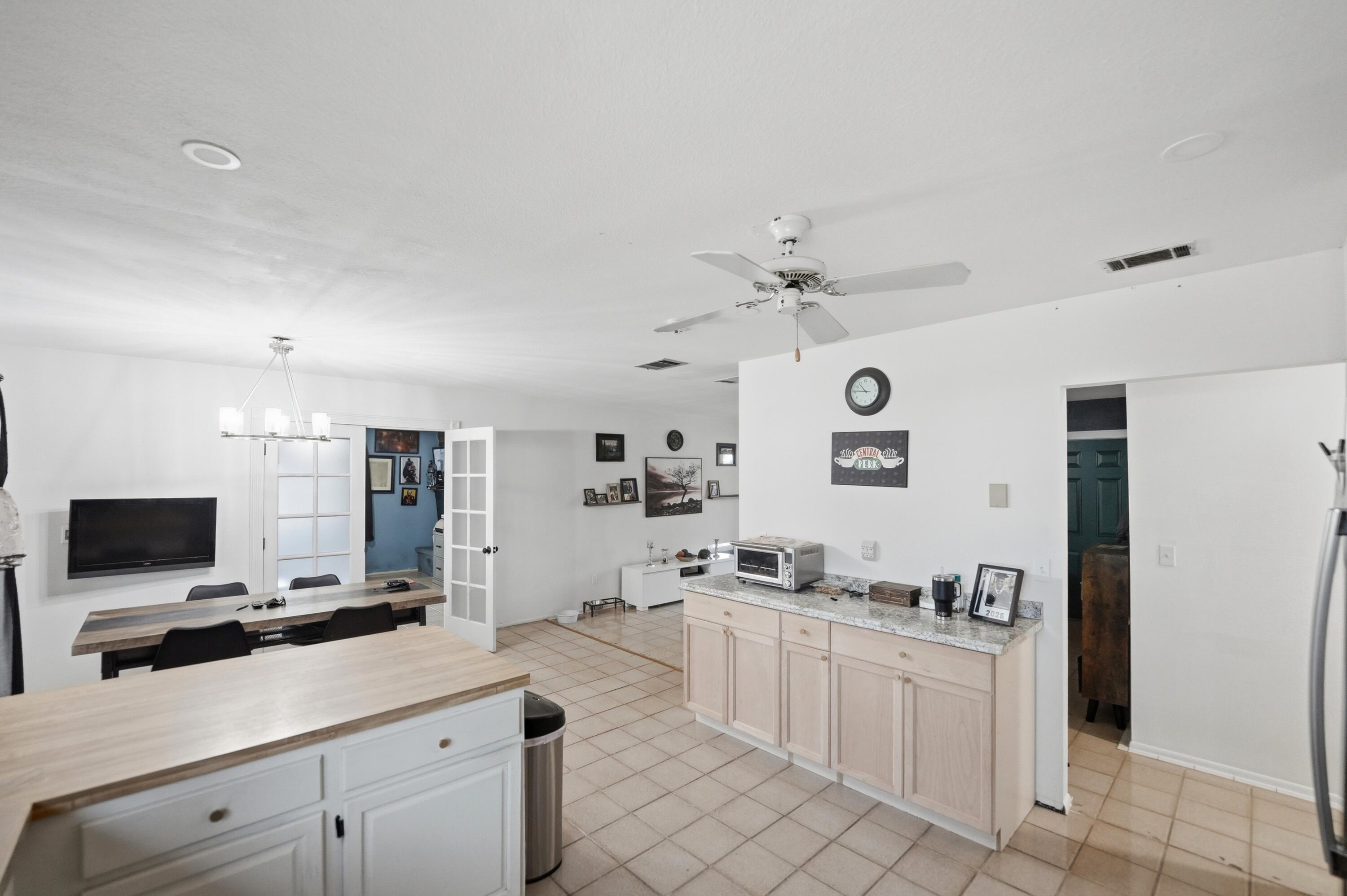 PORT ST LUCIE SECTION 42 1ST REPLAT - Residential