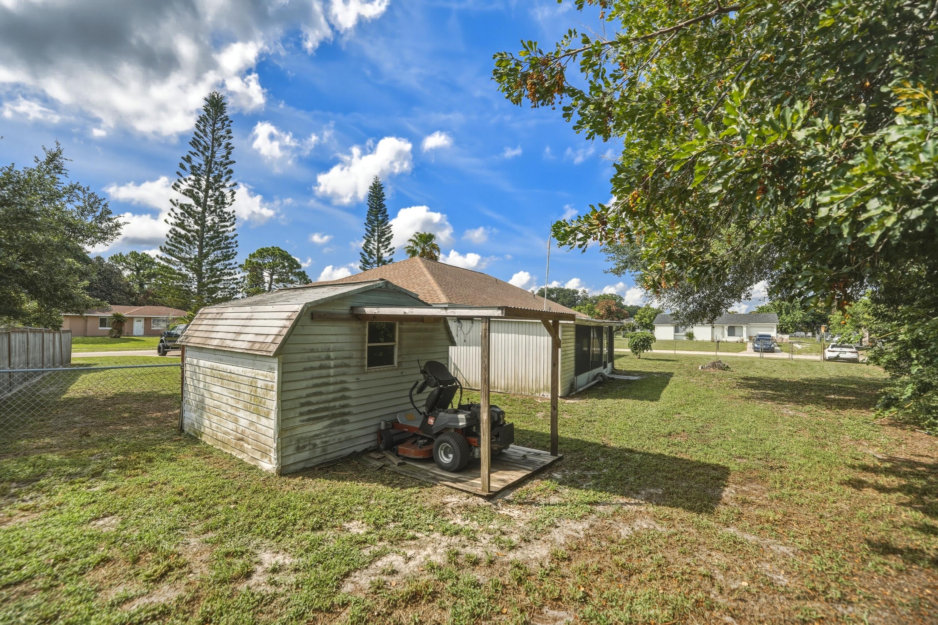 PORT ST LUCIE SECTION 42 1ST REPLAT - Residential