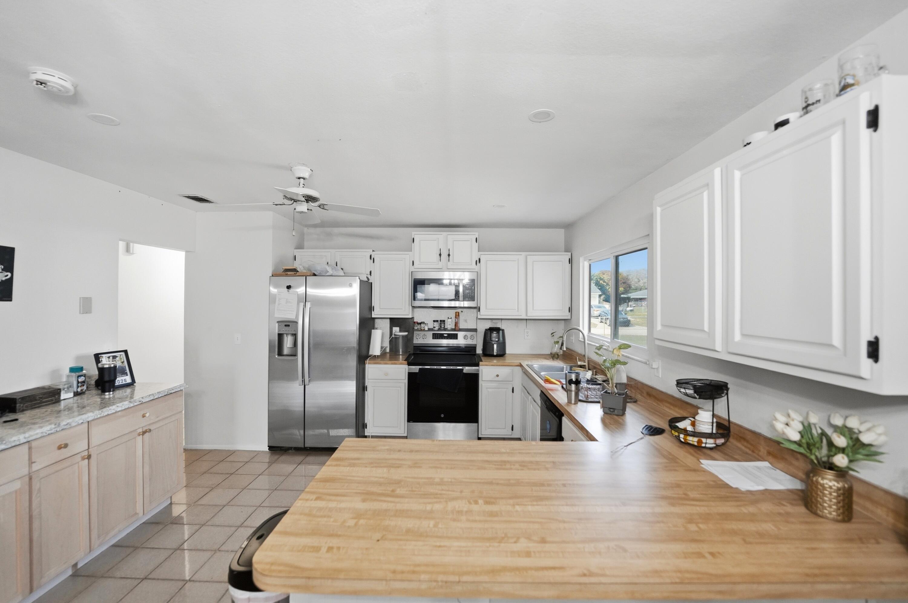 PORT ST LUCIE SECTION 42 1ST REPLAT - Residential
