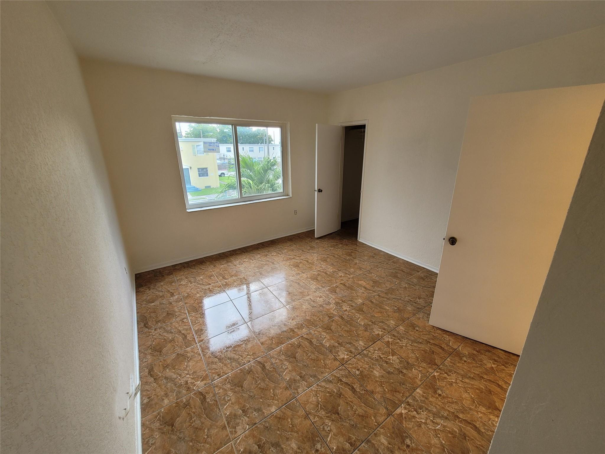 SUNSET PALM VILLAS CONDO - Residential
