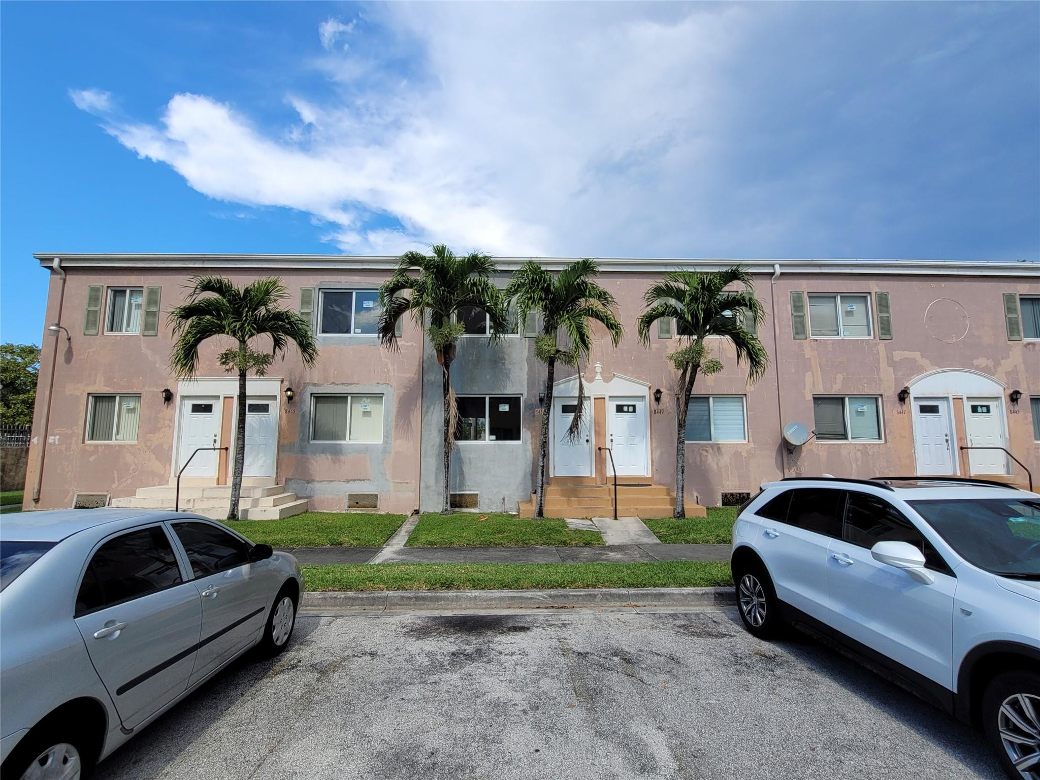 SUNSET PALM VILLAS CONDO - Residential