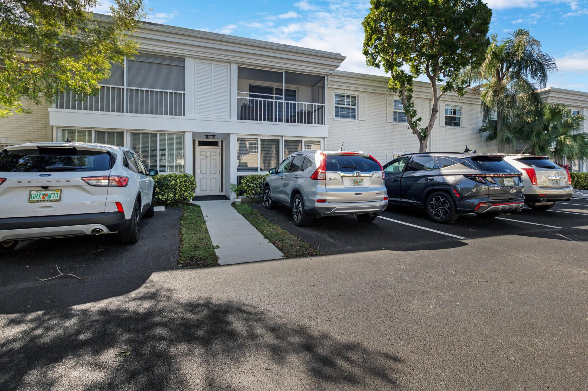 BAY COLONY CLUB CONDO - Residential Lease