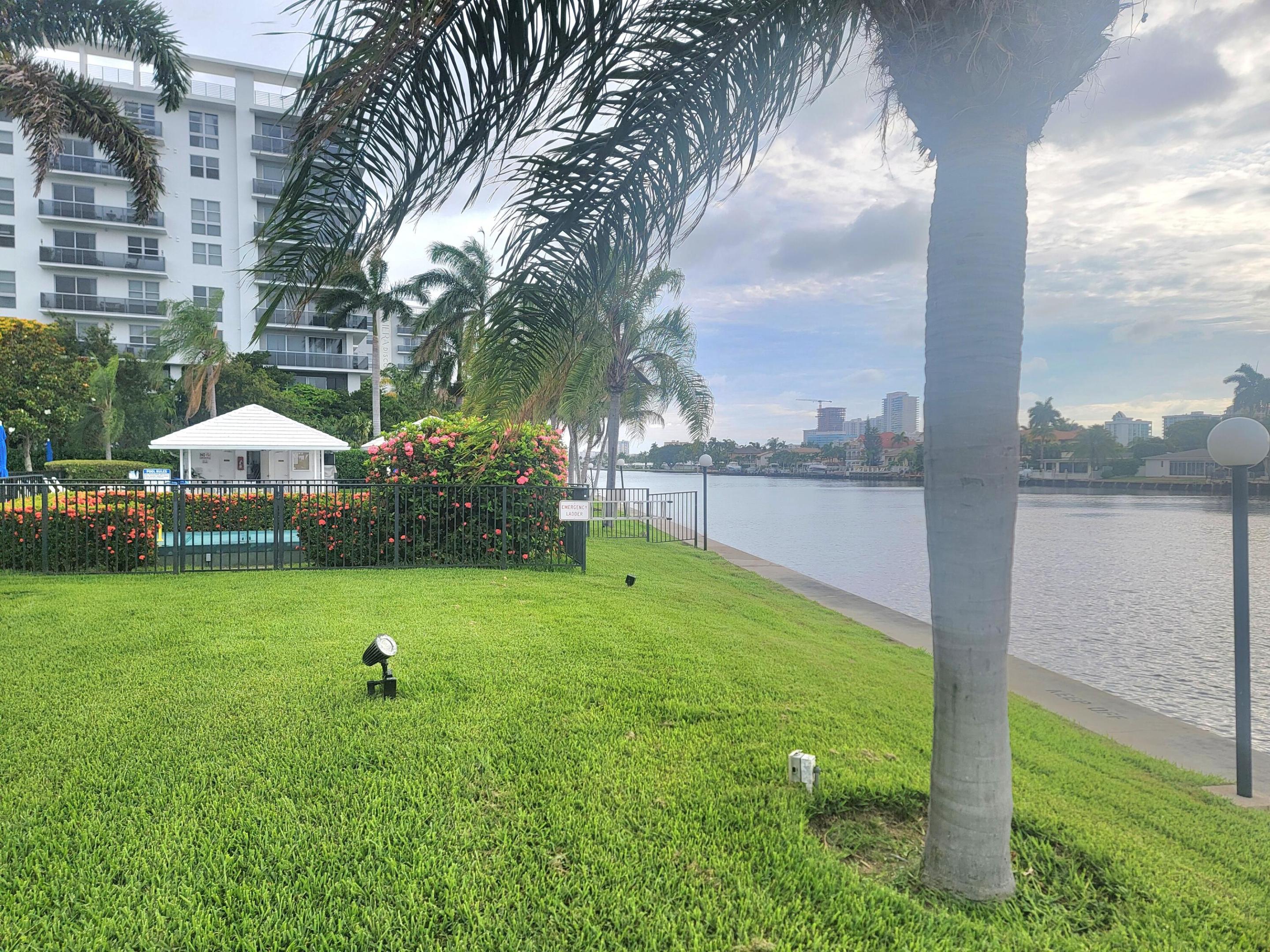 BAY COLONY CLUB CONDO - Residential Lease