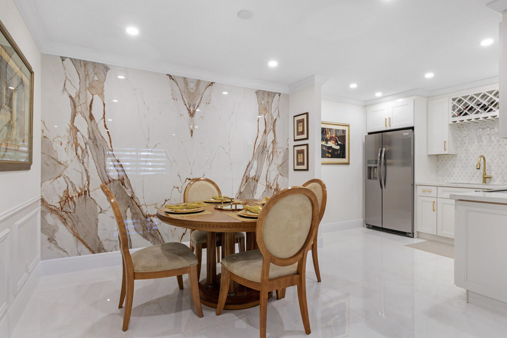 BAY COLONY CLUB CONDO - Residential Lease