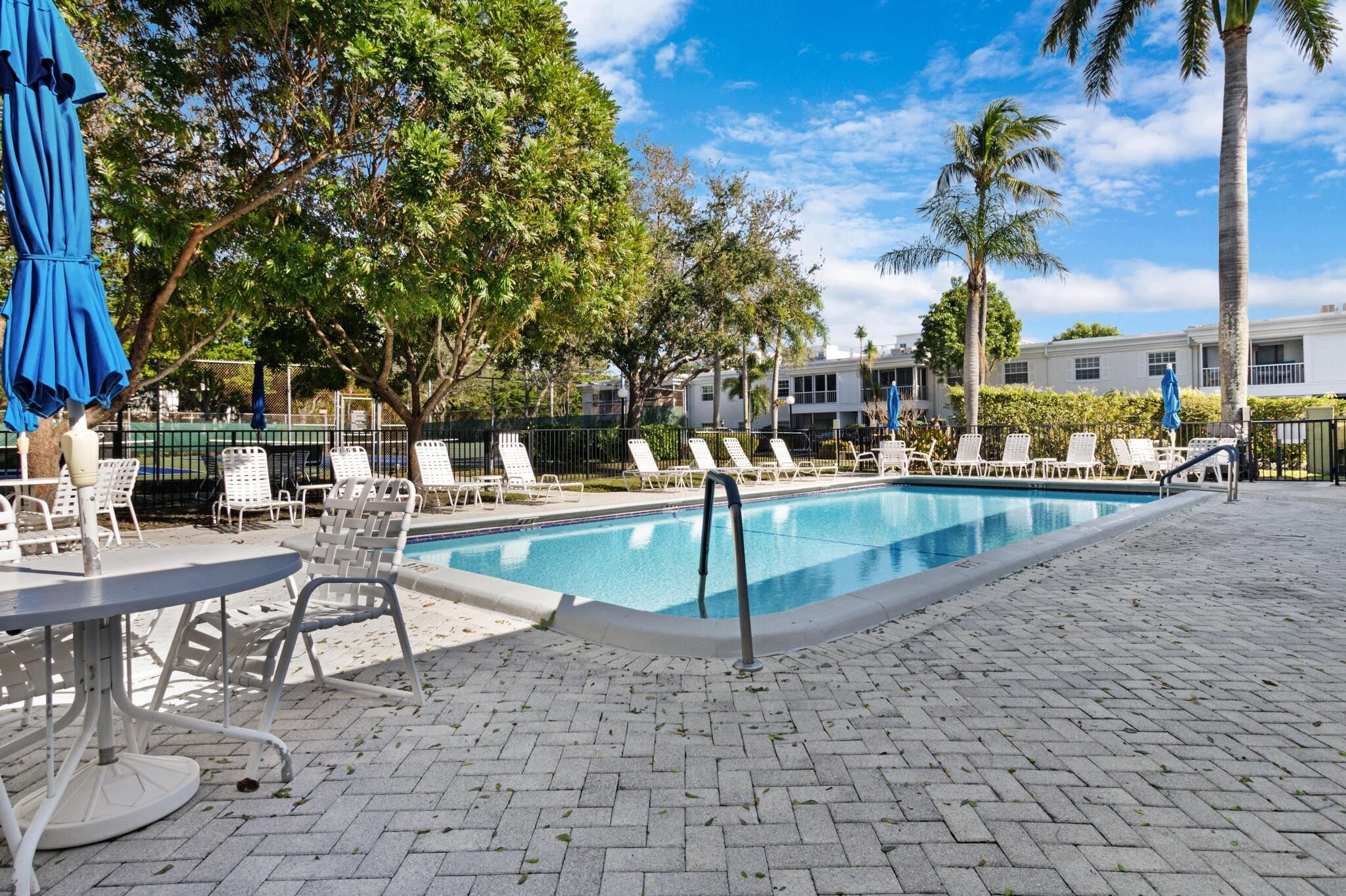 BAY COLONY CLUB CONDO - Residential Lease