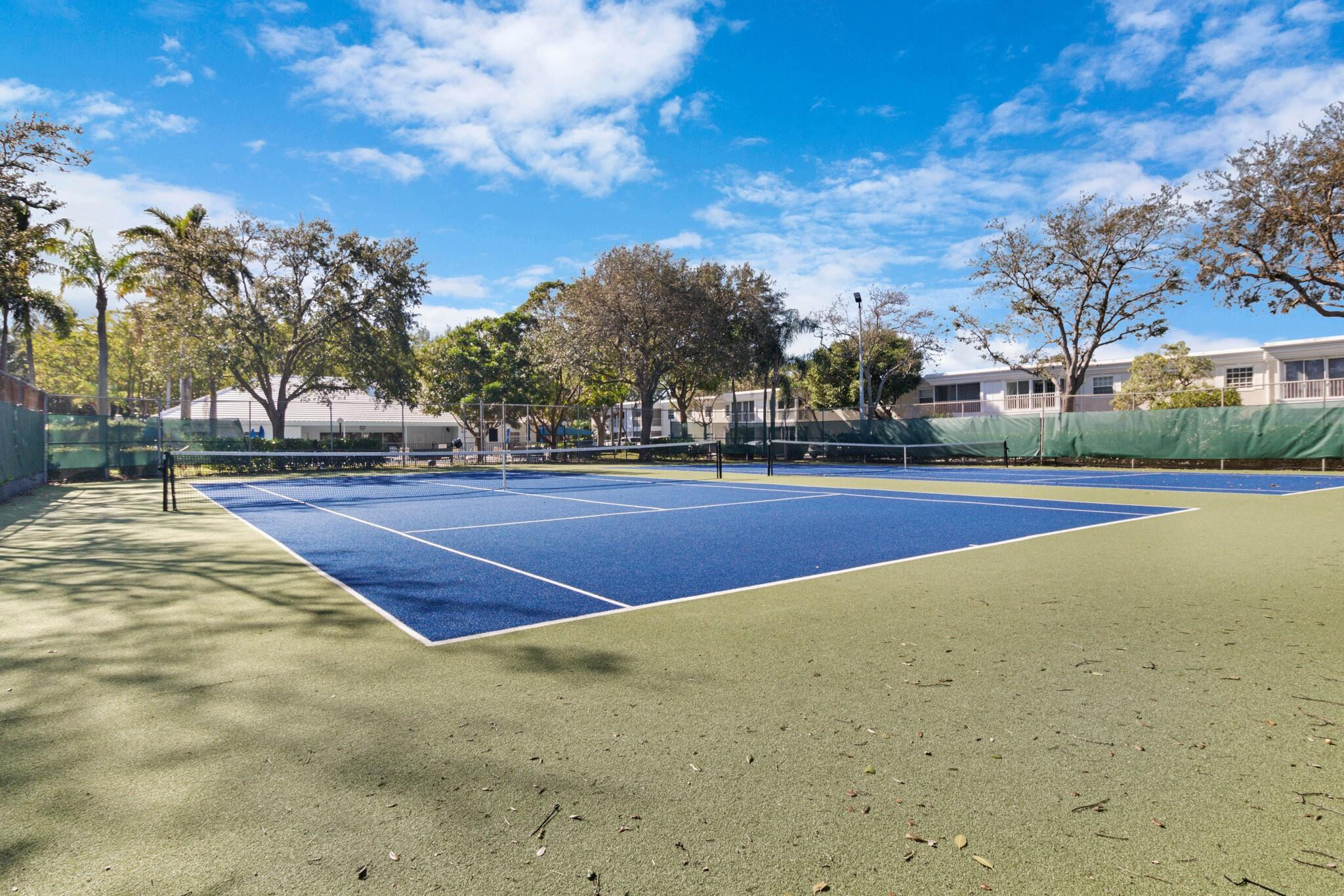 BAY COLONY CLUB CONDO - Residential Lease
