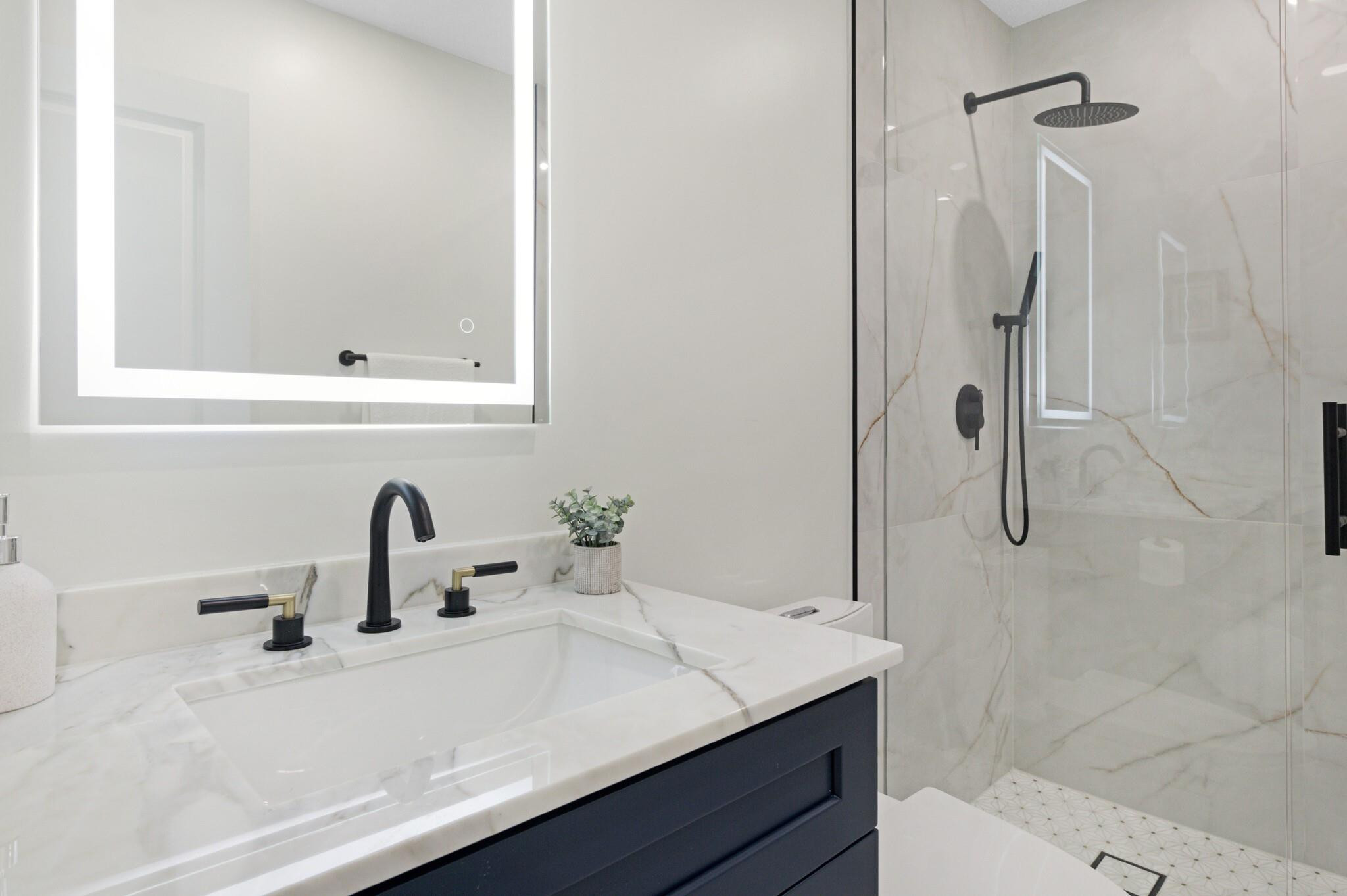 BAY COLONY CLUB CONDO - Residential Lease