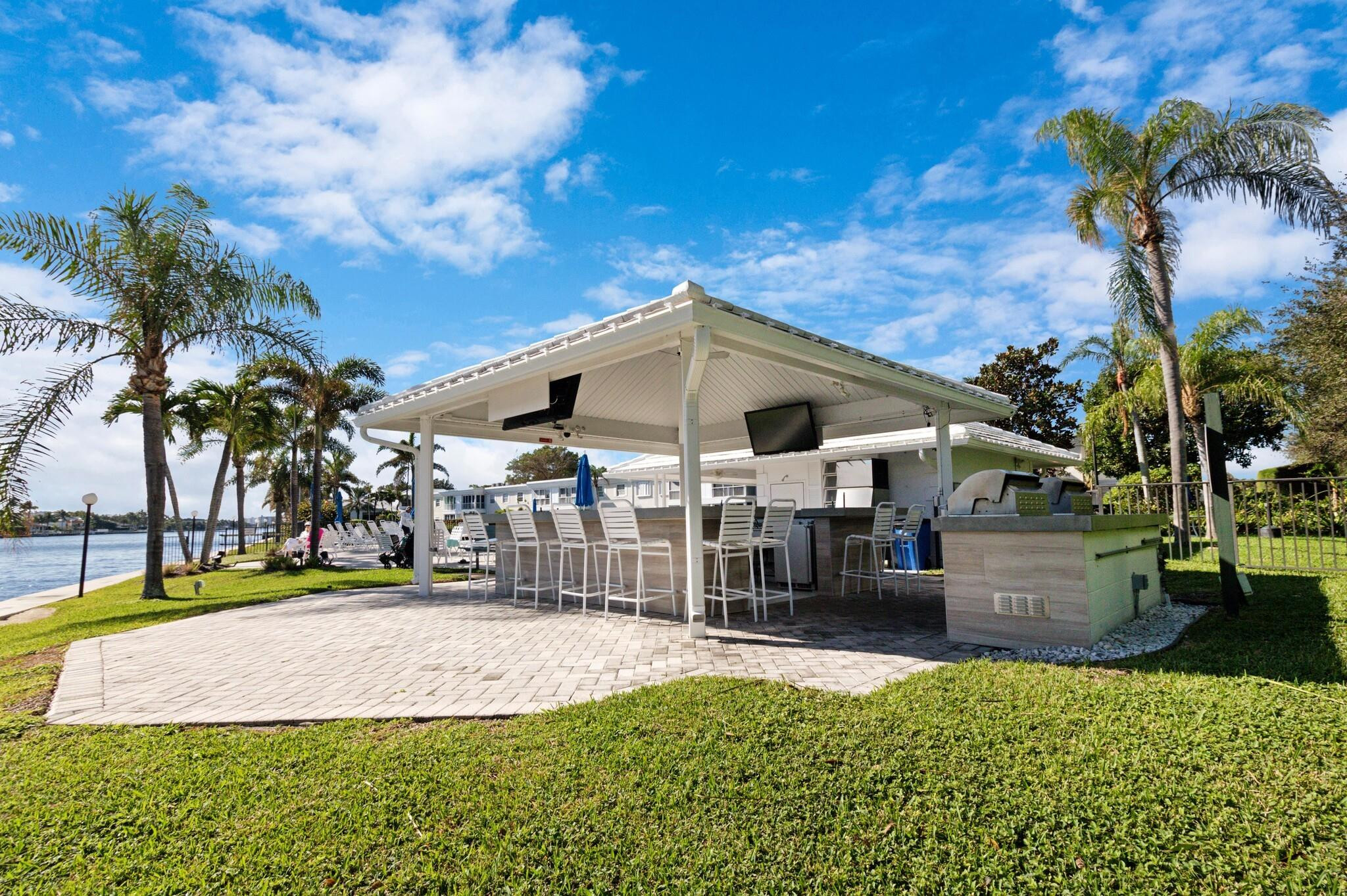 BAY COLONY CLUB CONDO - Residential Lease