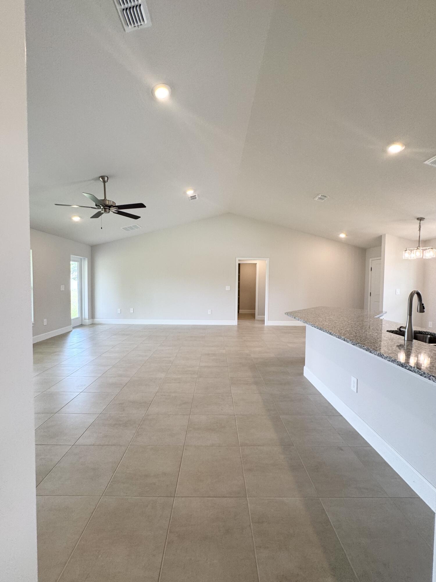 PORT ST LUCIE SECTION 33 - Residential