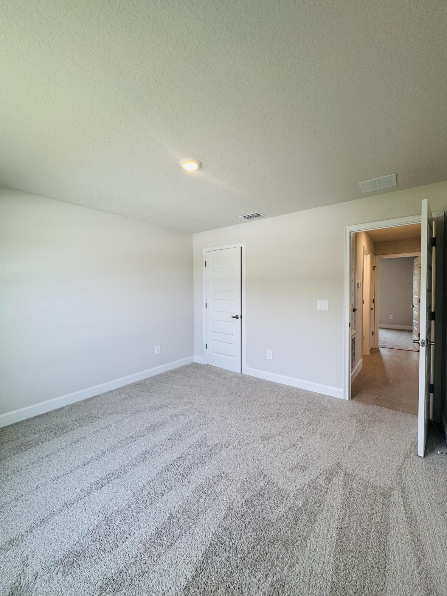 PORT ST LUCIE SECTION 33 - Residential