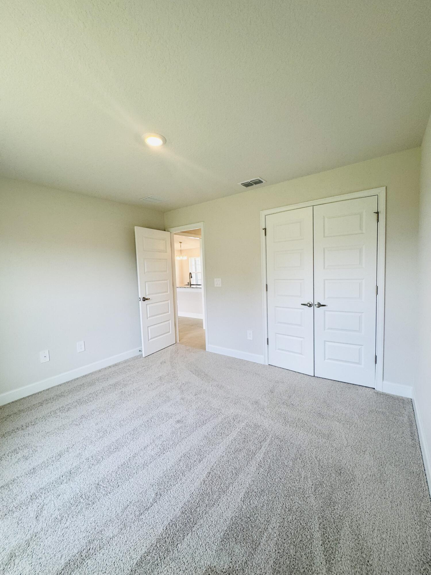 PORT ST LUCIE SECTION 33 - Residential