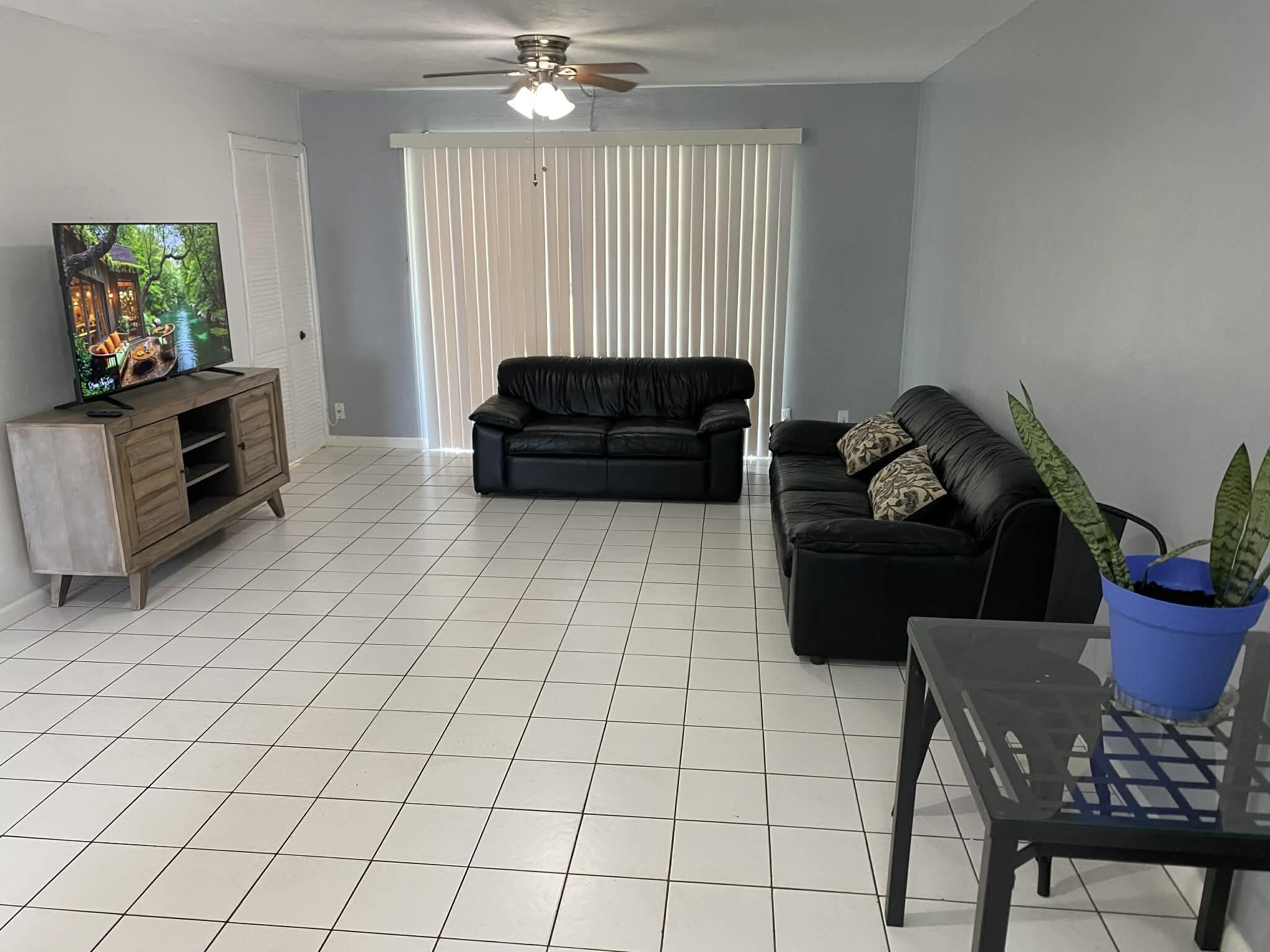 GREENWAY VILLAGE NORTH CONDO 1 - Residential