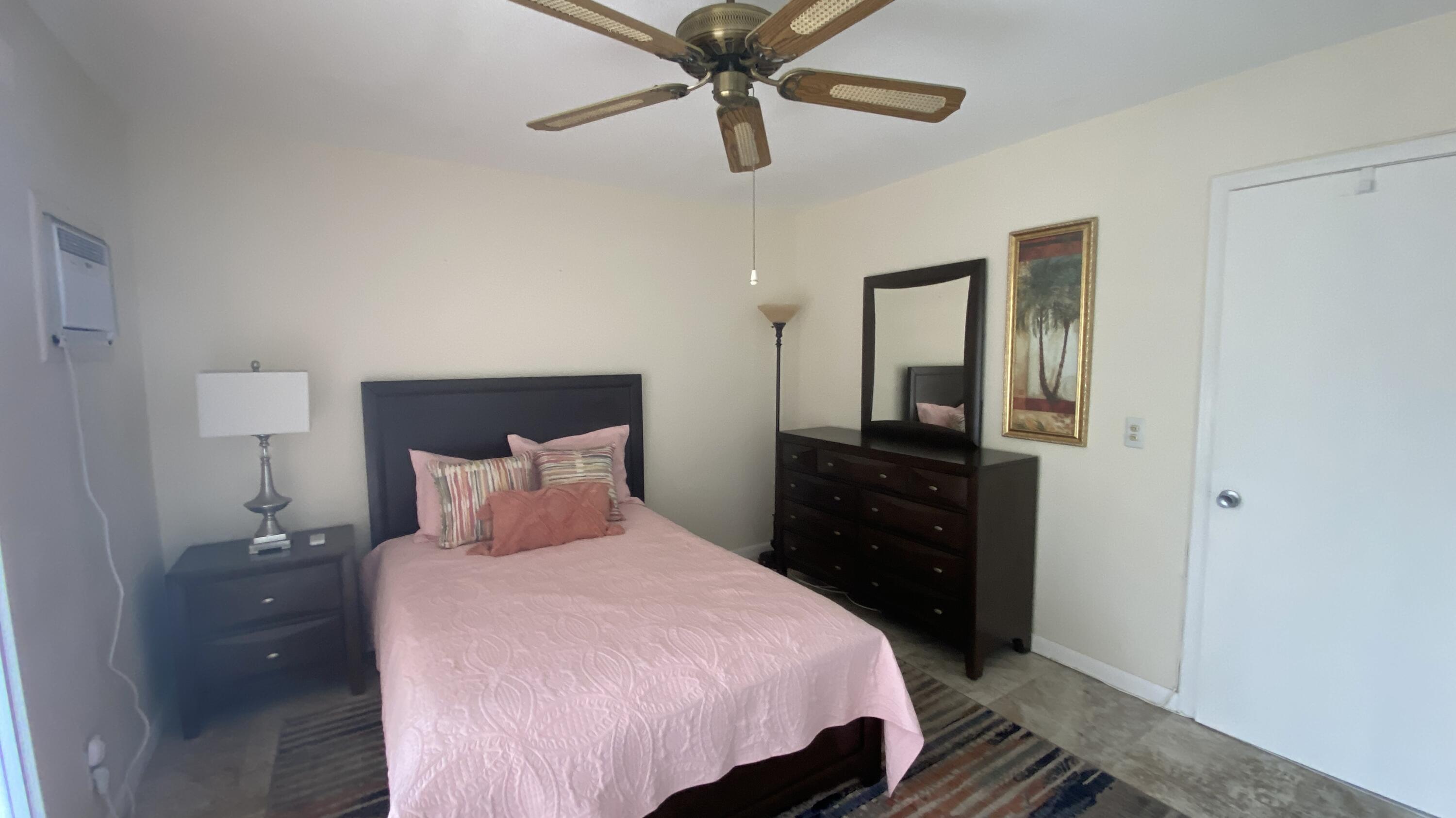 EASTHAMPTON CONDO - Residential