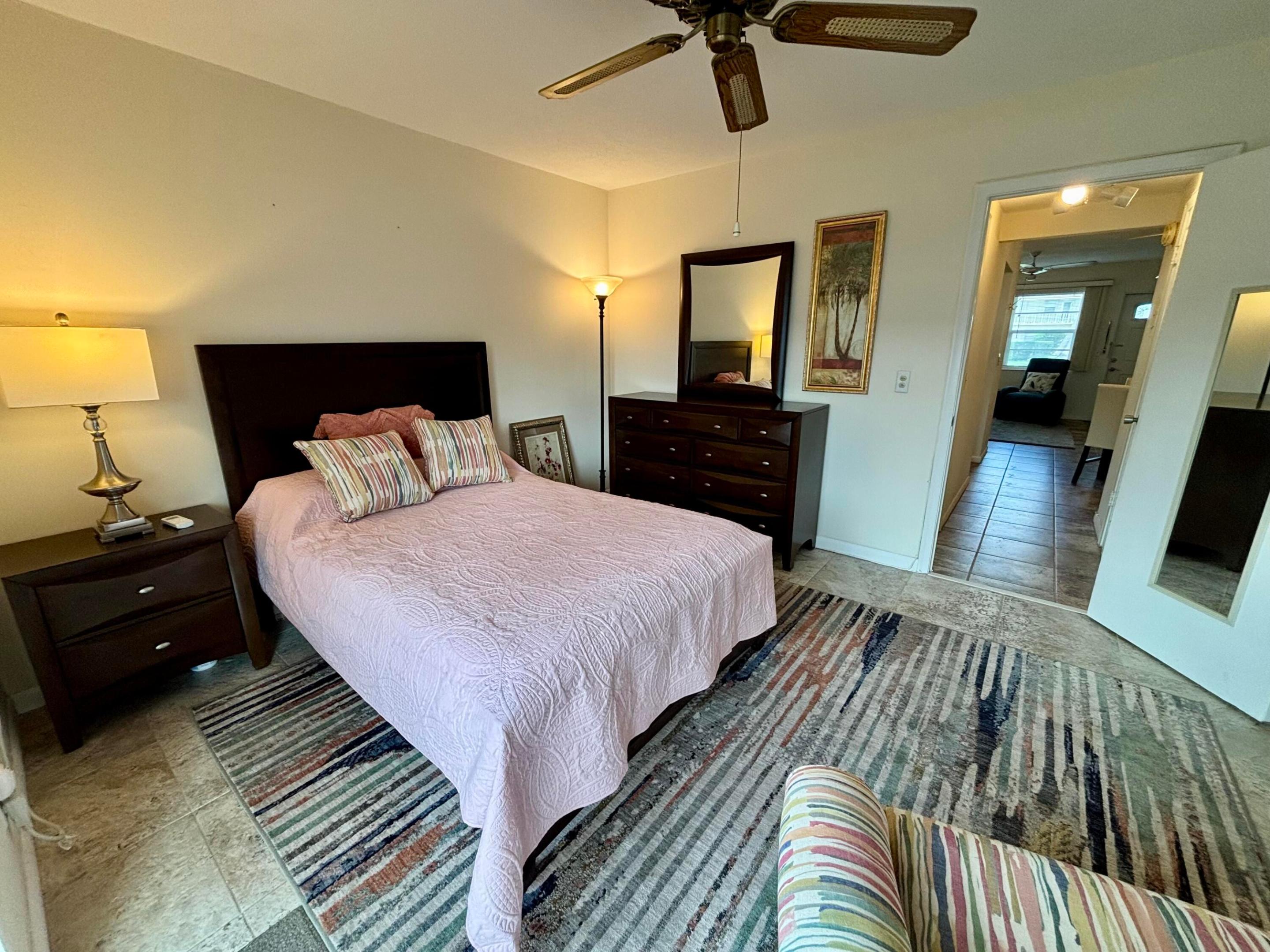 EASTHAMPTON CONDO - Residential