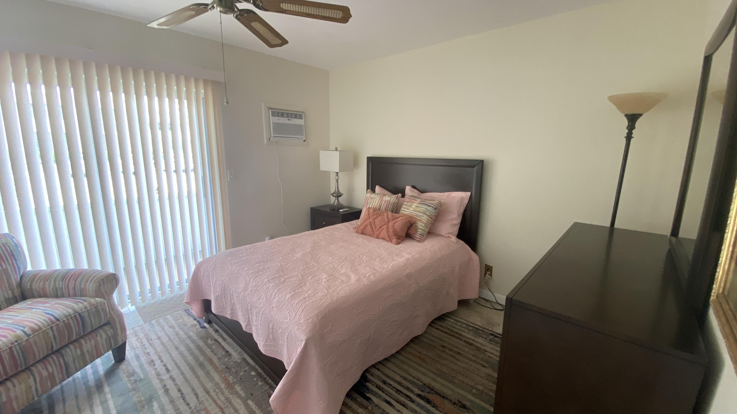 EASTHAMPTON CONDO - Residential