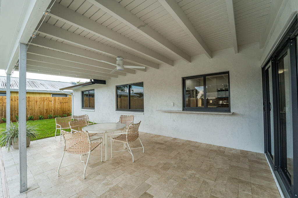 PALM BEACH GARDENS 4 - Residential Lease