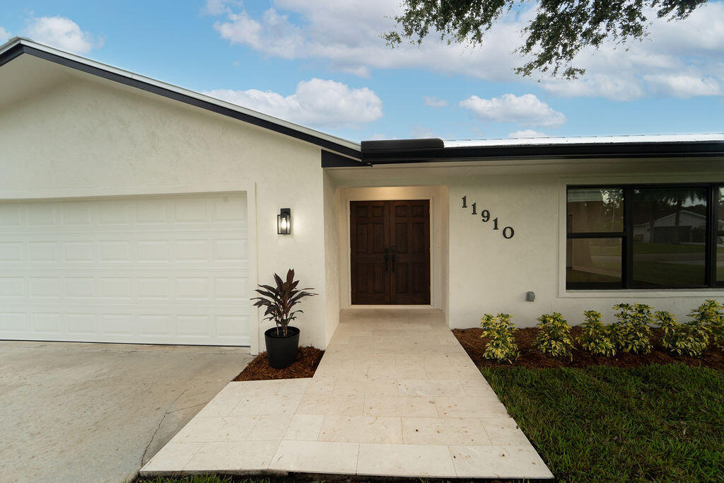 PALM BEACH GARDENS 4 - Residential Lease