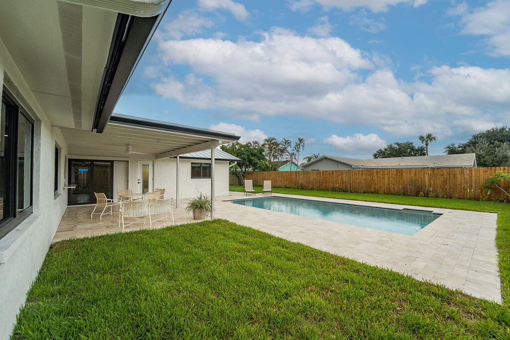 PALM BEACH GARDENS 4 - Residential Lease