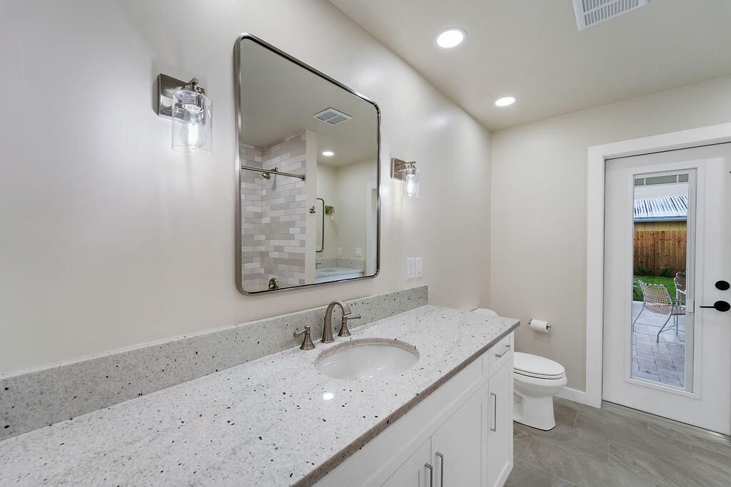 PALM BEACH GARDENS 4 - Residential Lease