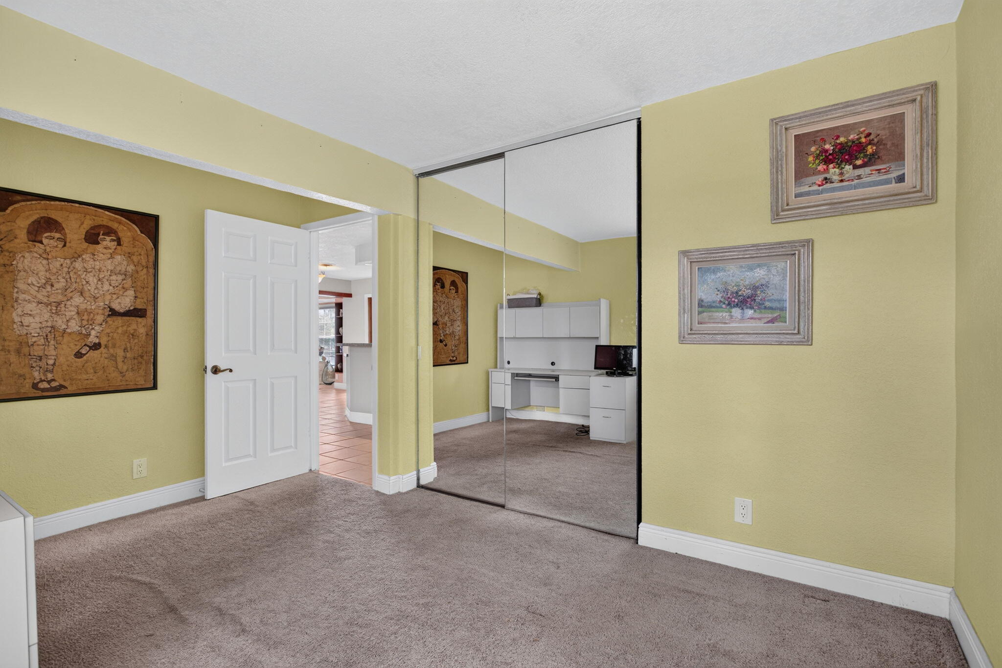CORAL KEY VILLAS 3RD SEC - Residential