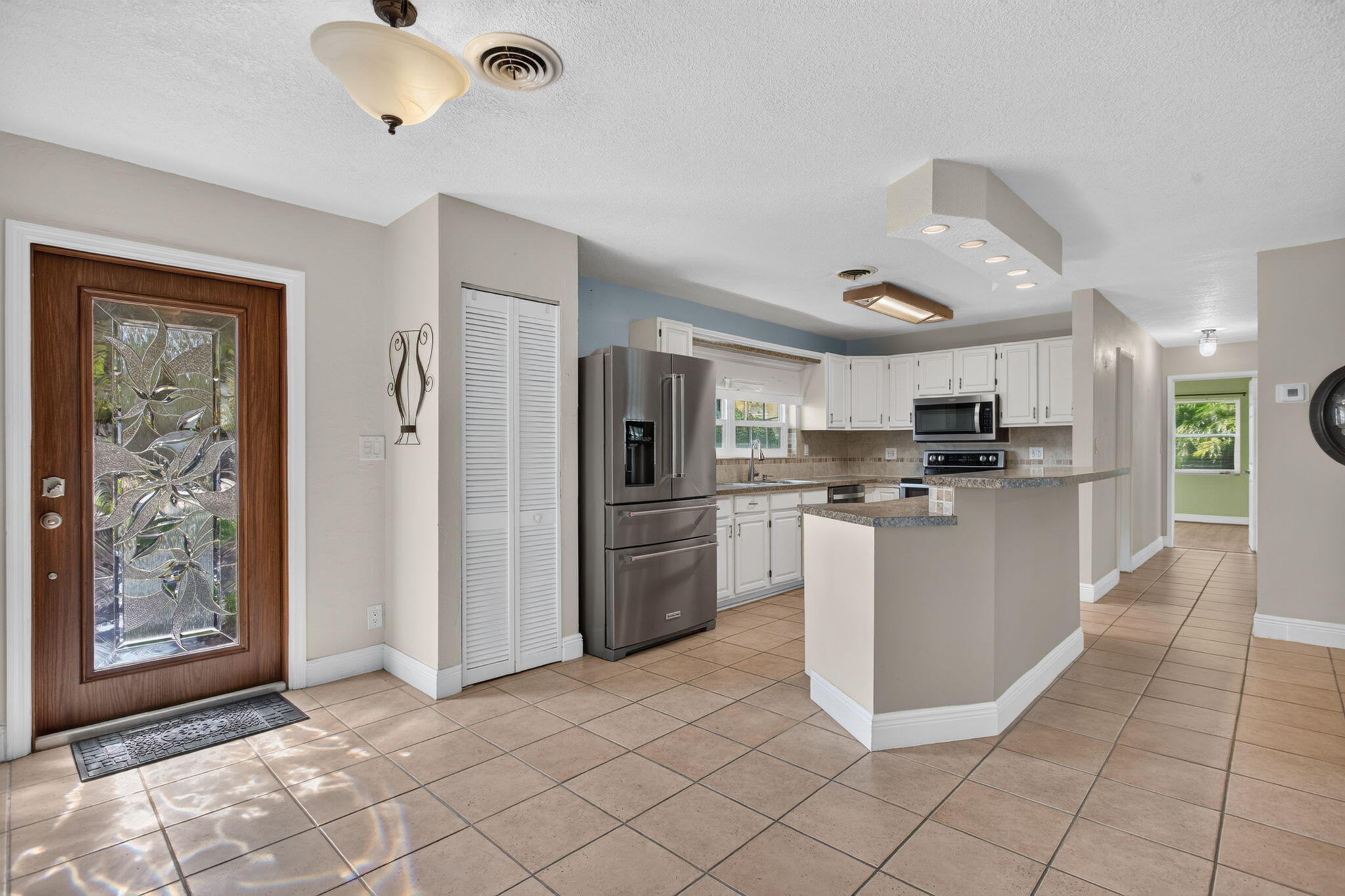 CORAL KEY VILLAS 3RD SEC - Residential