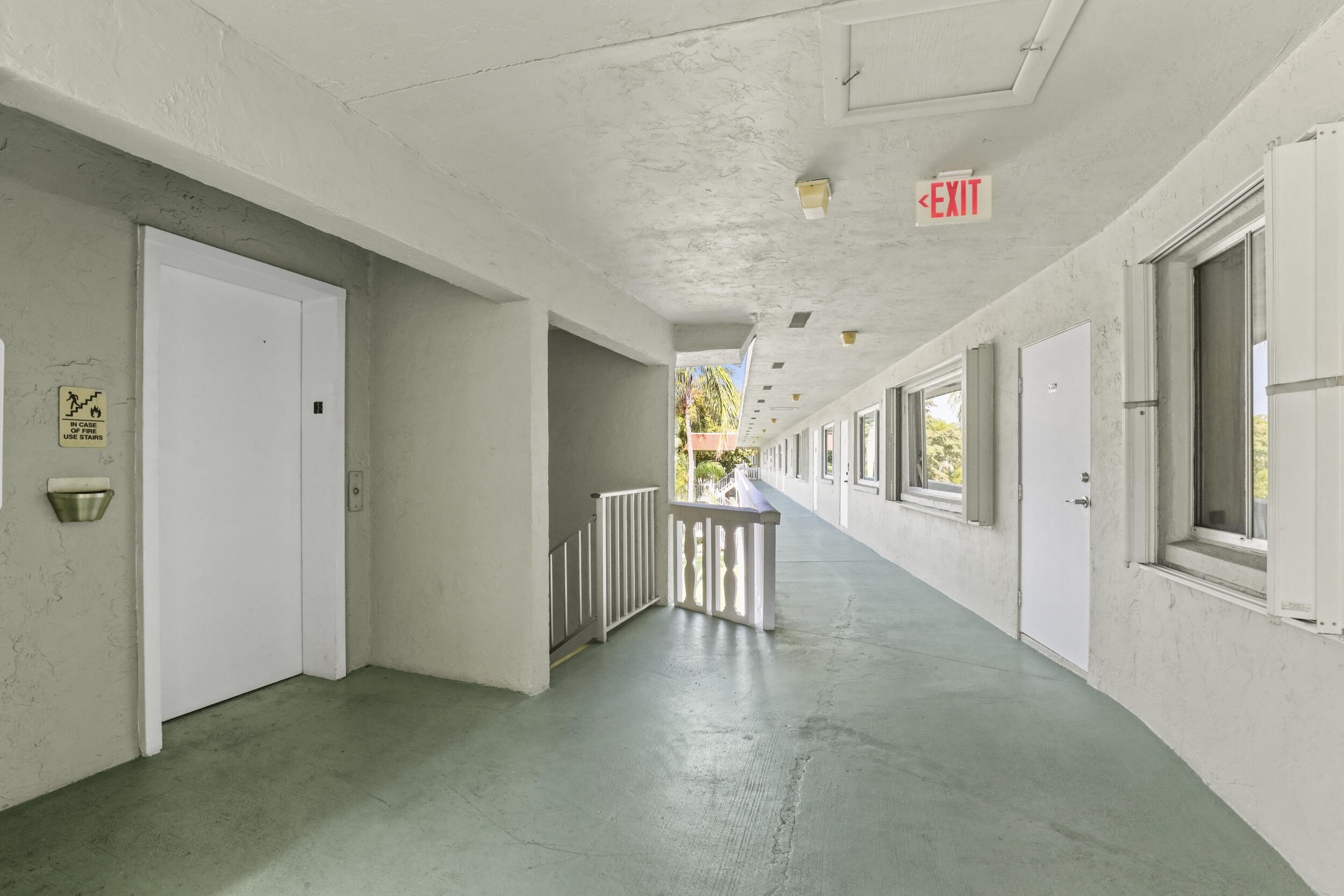 REGAL PALMS EATON CONDO - Residential