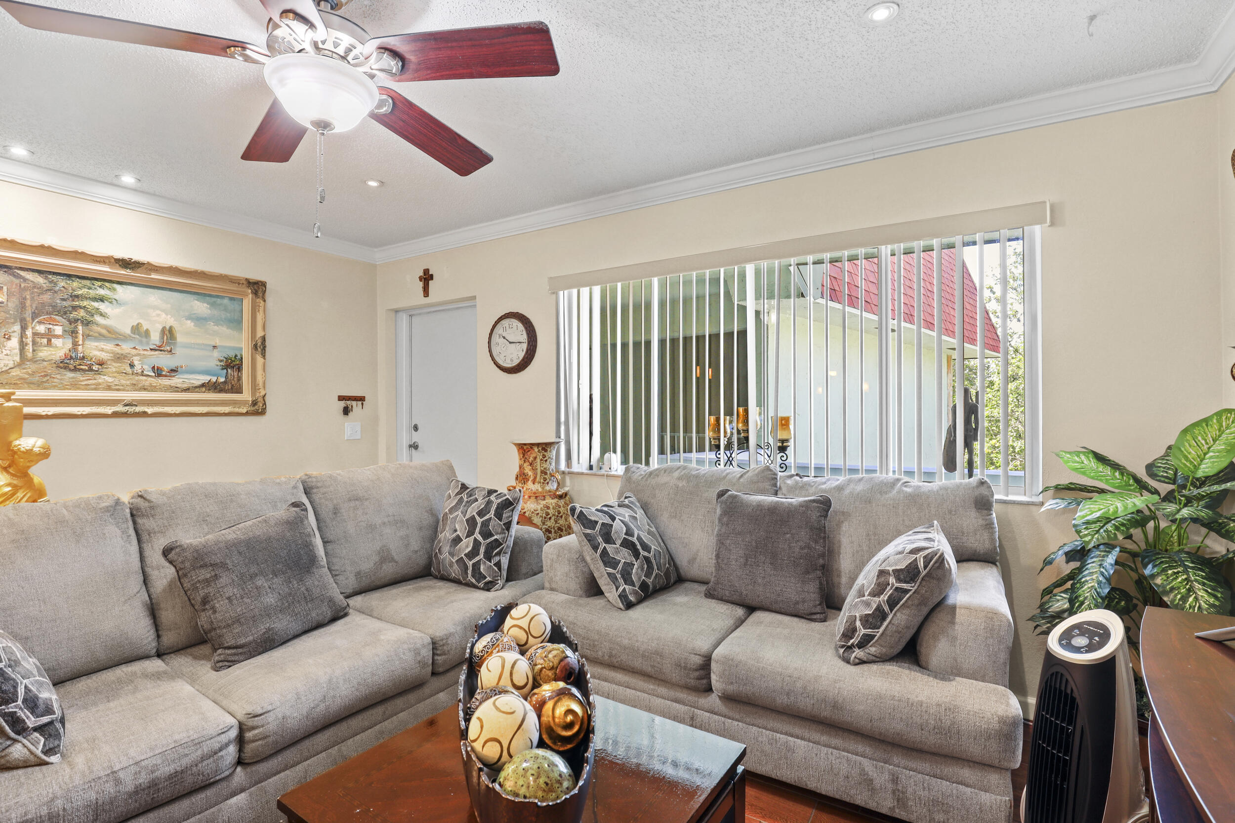 REGAL PALMS EATON CONDO - Residential