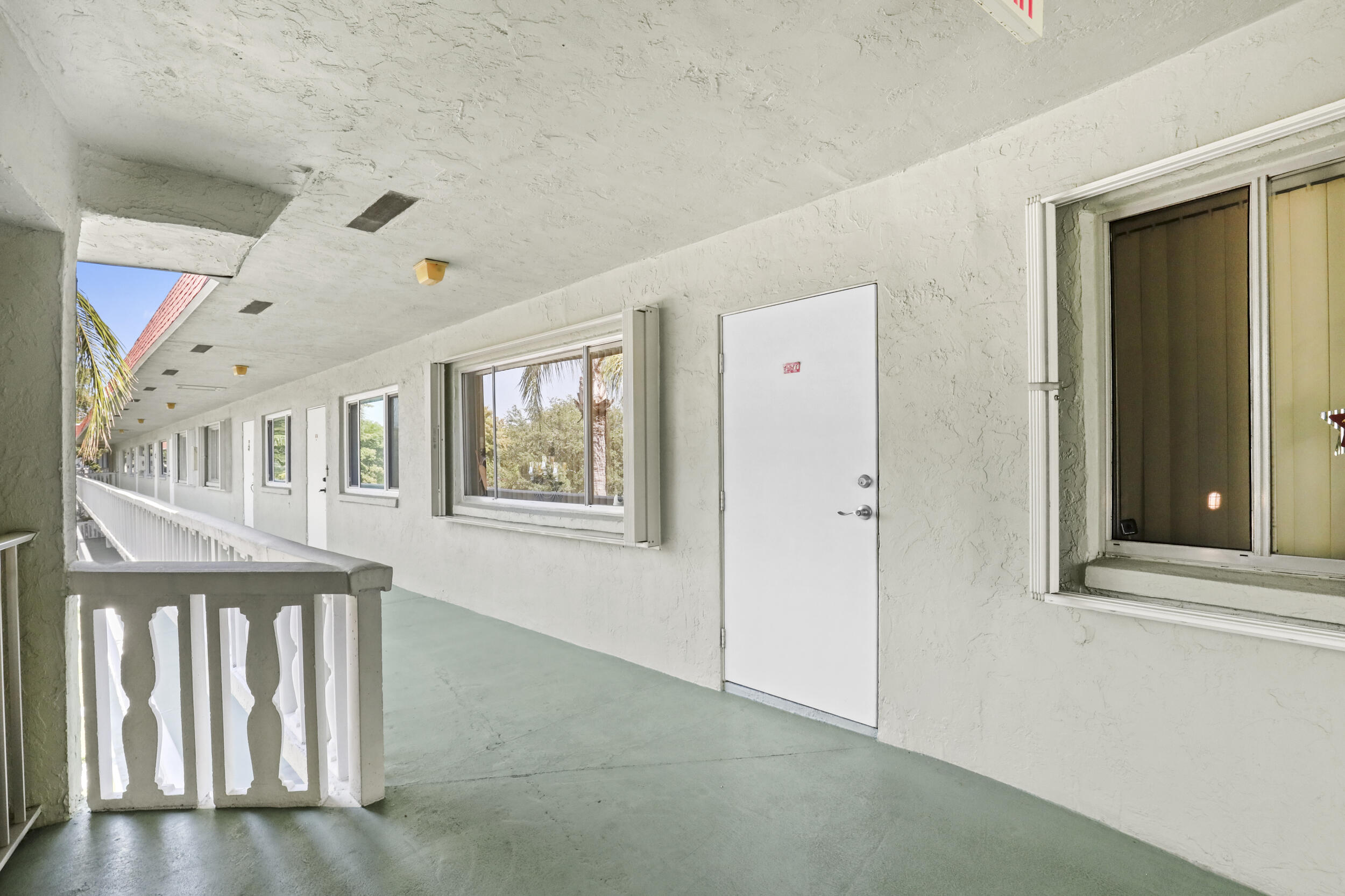 REGAL PALMS EATON CONDO - Residential