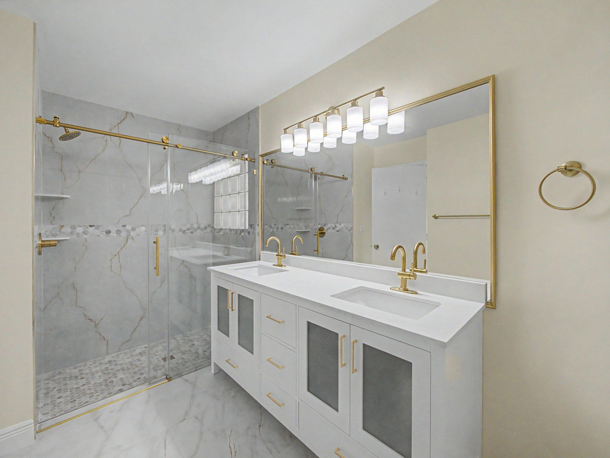 LAKE CHARLESTON TR I 2 - Residential Lease