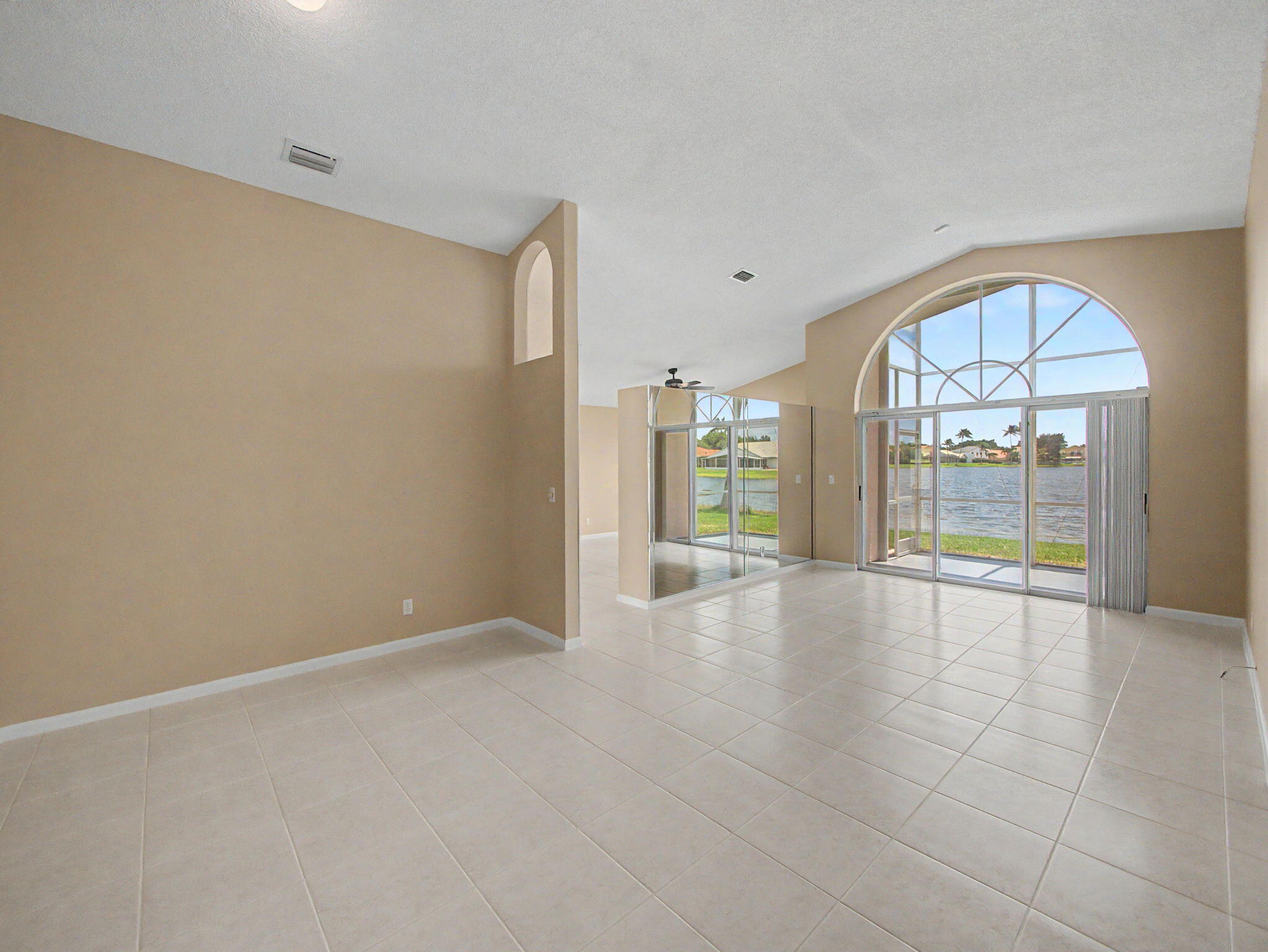 LAKE CHARLESTON TR I 2 - Residential Lease