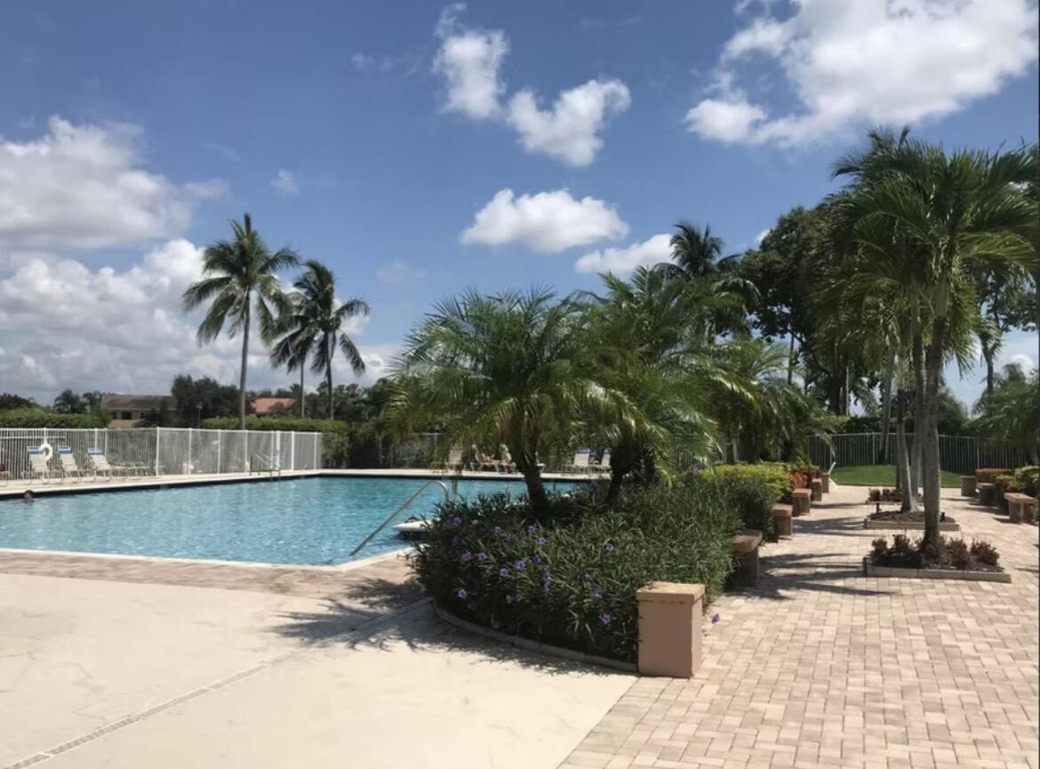 LAKE CHARLESTON TR I 2 - Residential Lease