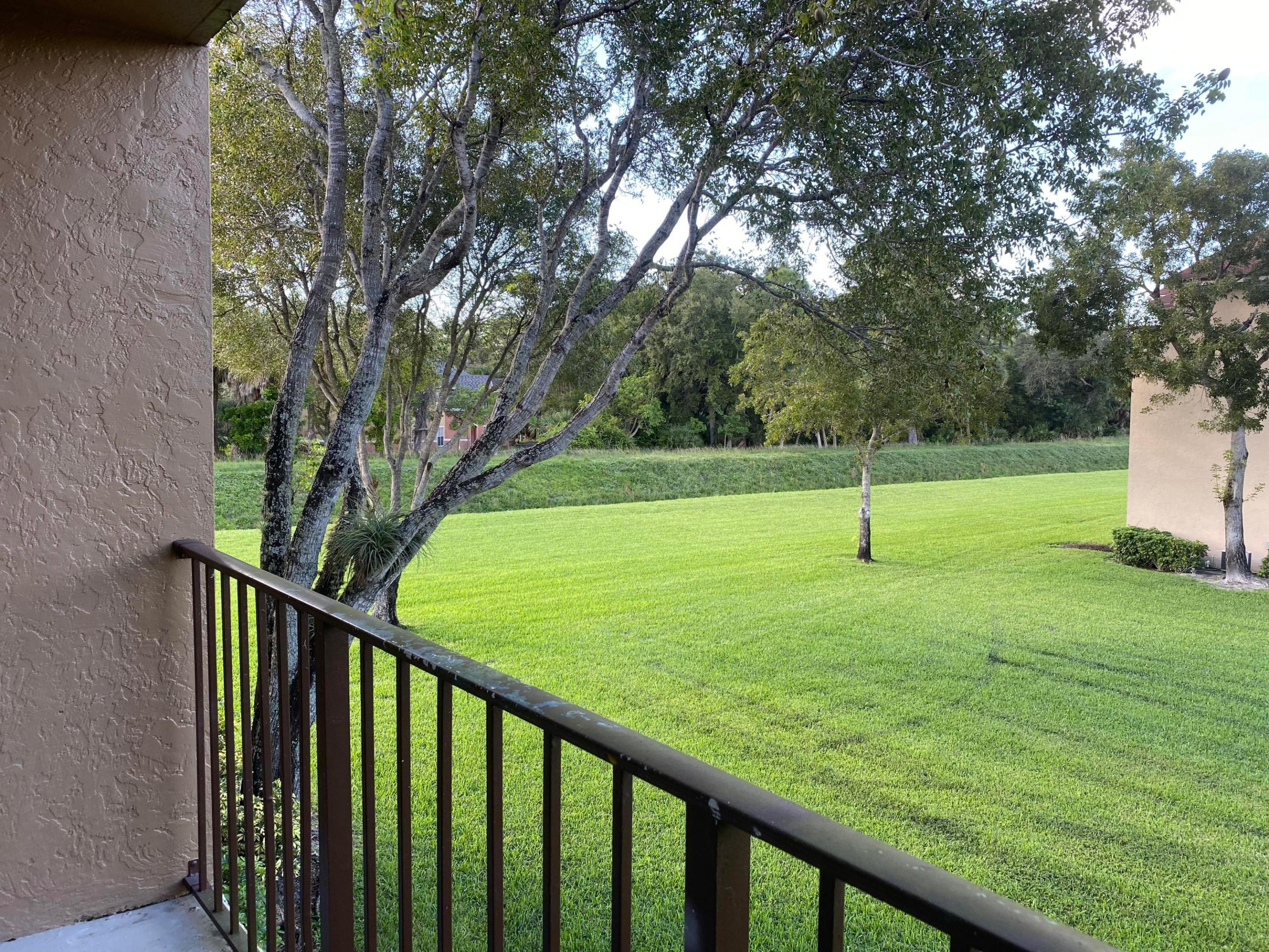 ST ANDREWS PALM BEACH CONDO V - Residential Lease