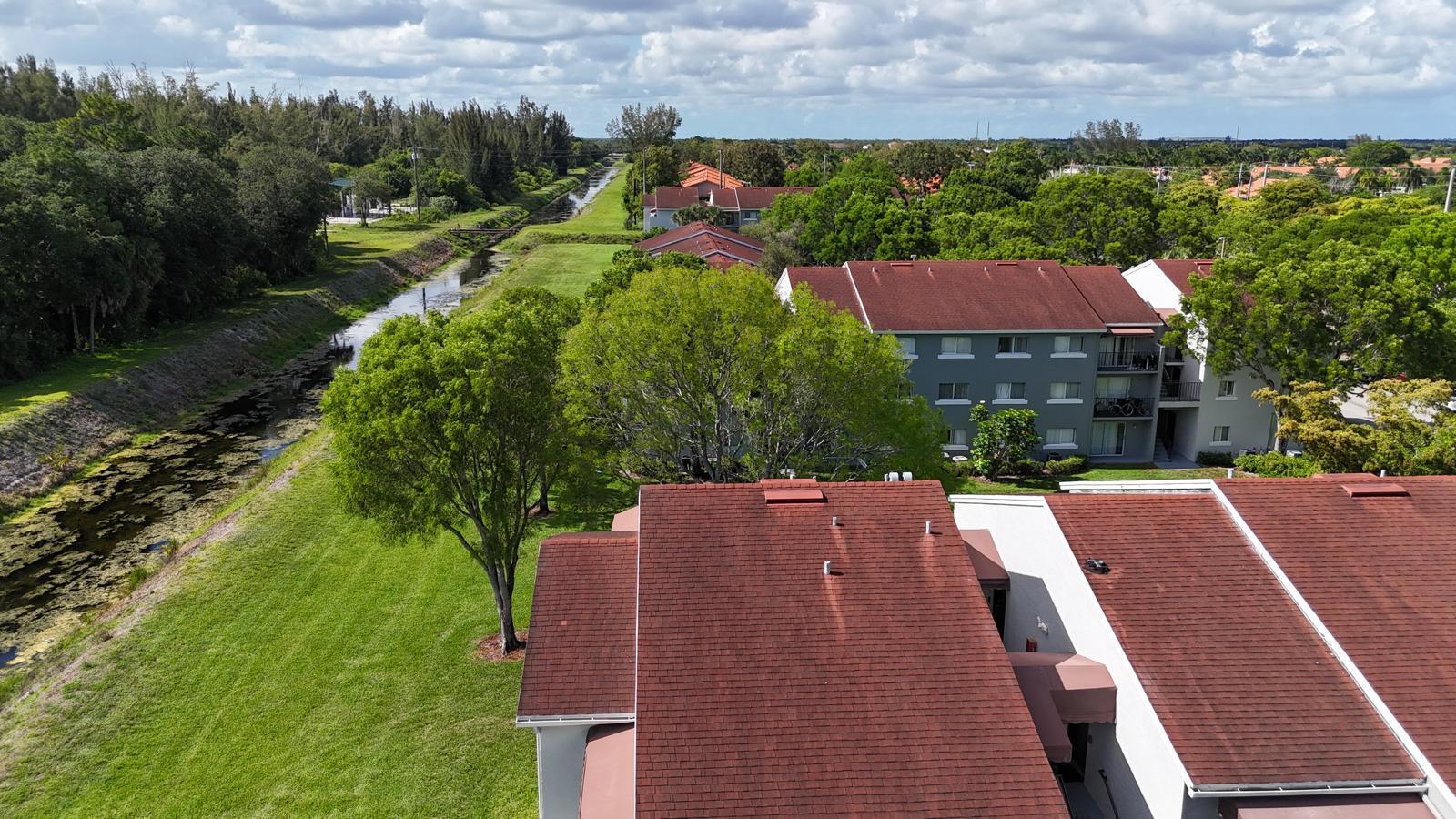 ST ANDREWS PALM BEACH CONDO V - Residential Lease