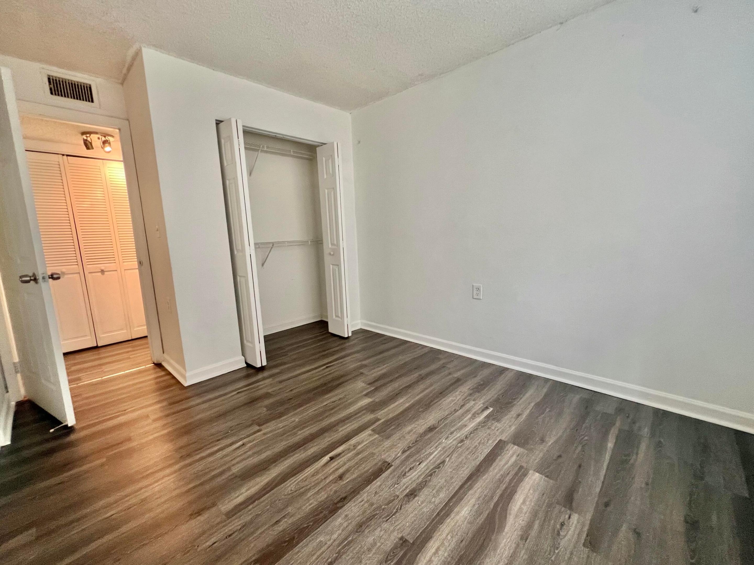 ST ANDREWS PALM BEACH CONDO V - Residential Lease