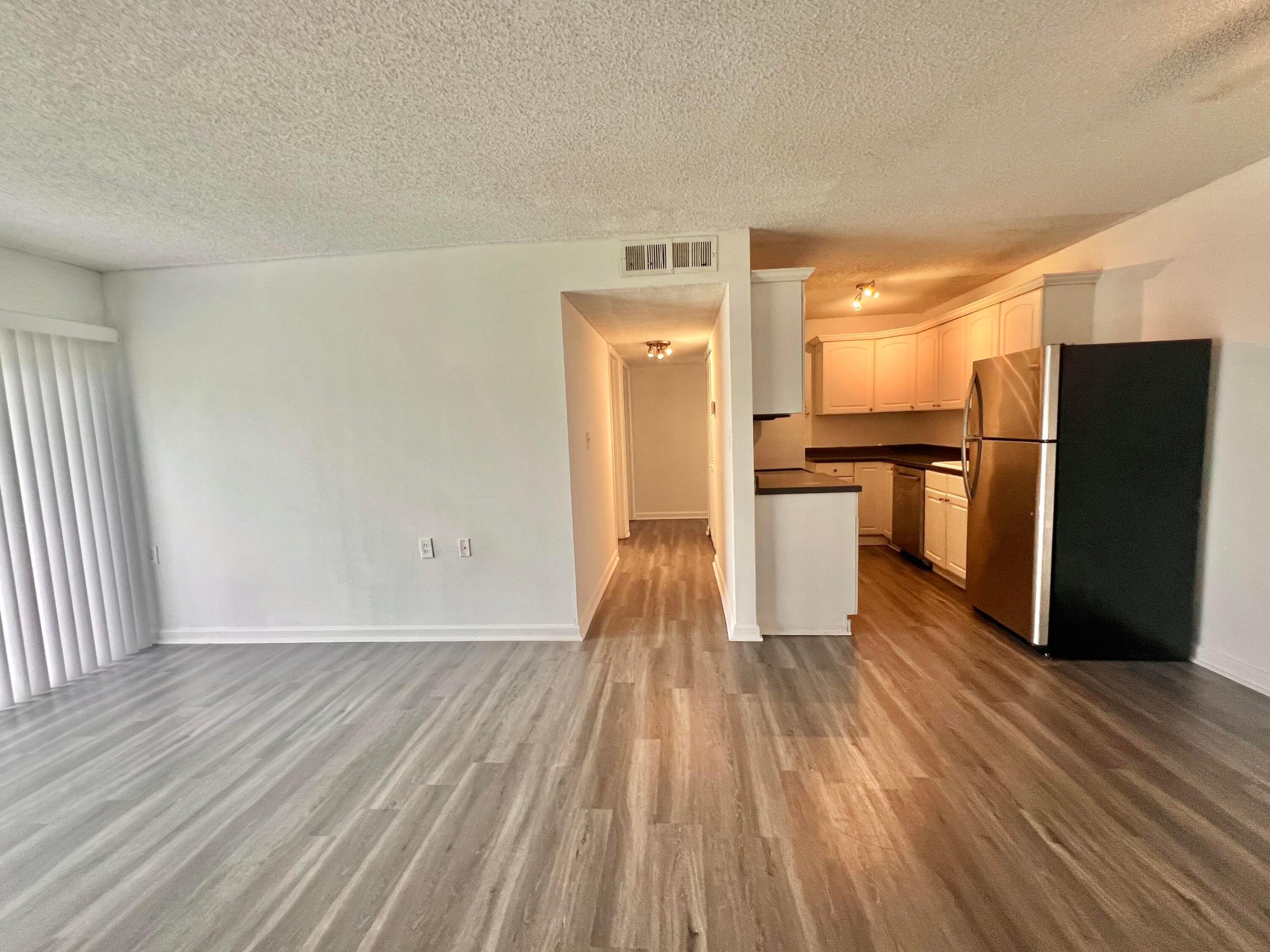 Bright and freshly painted, 2nd Floor Corner unit FOR RENT. 2 bedrooms 1 bath ready for immediate occupancy. St Andrews Palm Beach V centrally located minutes to Turnpike, Airport and Downtown West Palm Beach. Great amenities : Fitness Center- Bussines Center-Pool-Jacuzzi - All ages- Pet friendly .  WATER included with the Rent. Common Laundry Facilities. Fast HOA approval.