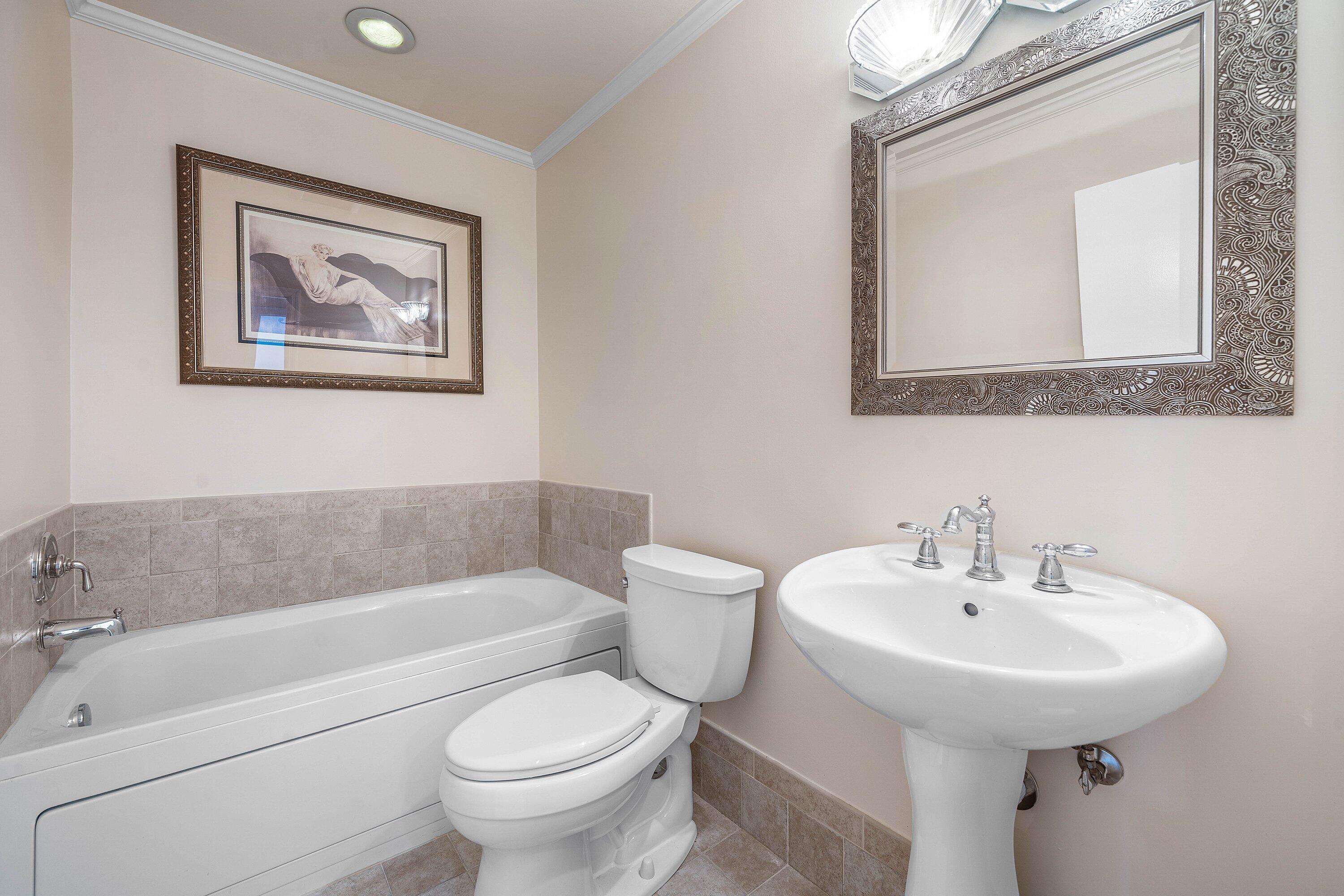 FAIRWAY CONDO - Residential Lease