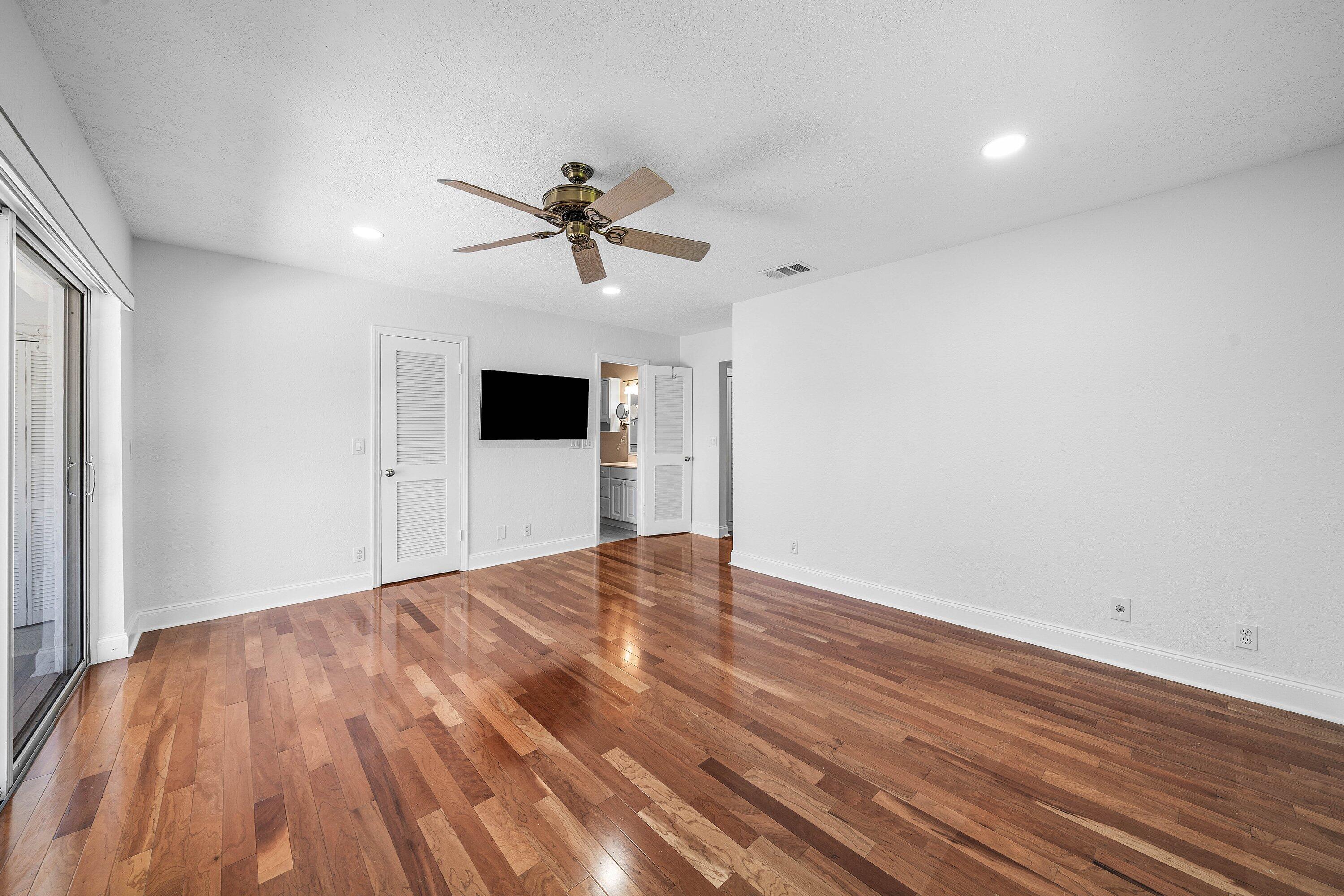 FAIRWAY CONDO - Residential Lease