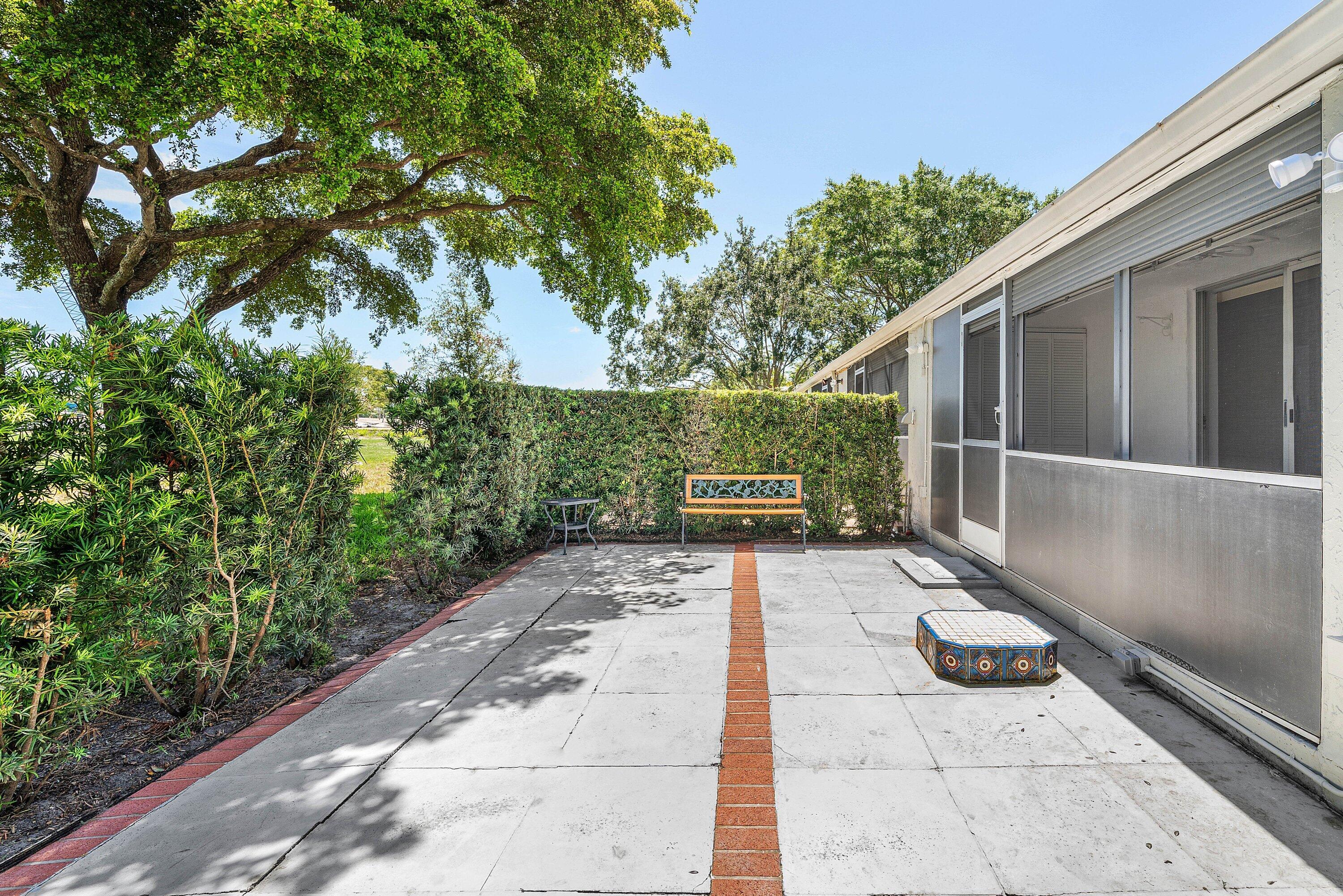 FAIRWAY CONDO - Residential Lease