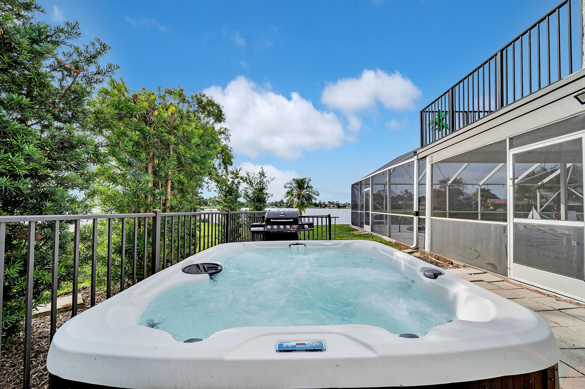 SAILBOAT POINT WELLINGTON - Residential