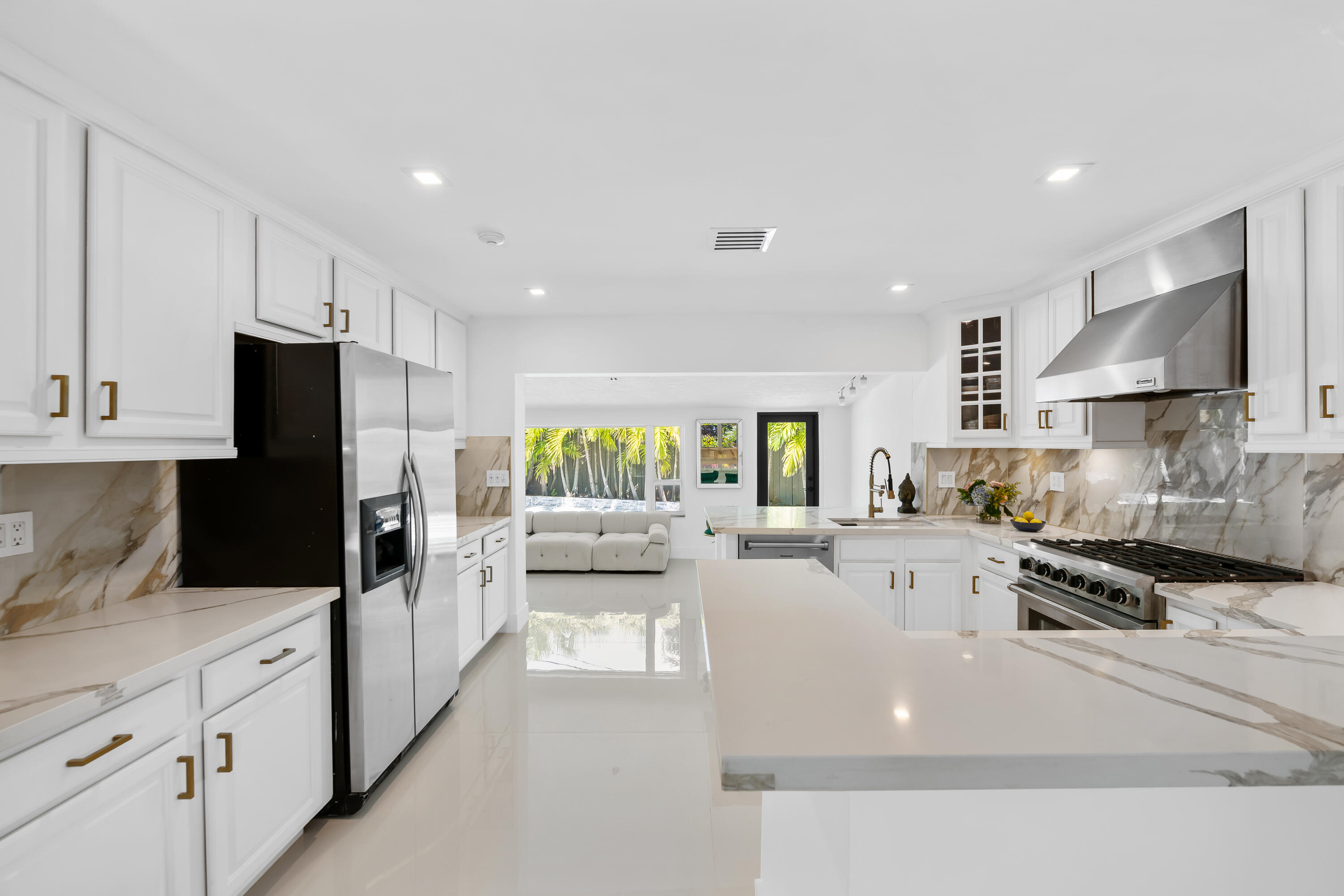 CORAL RIDGE ISLES - Residential